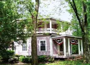 01-burt-octagon-house-jpg.jpg