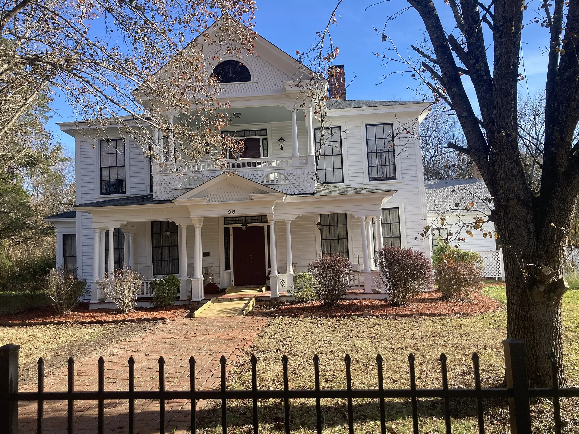 Haughton-McIver House.