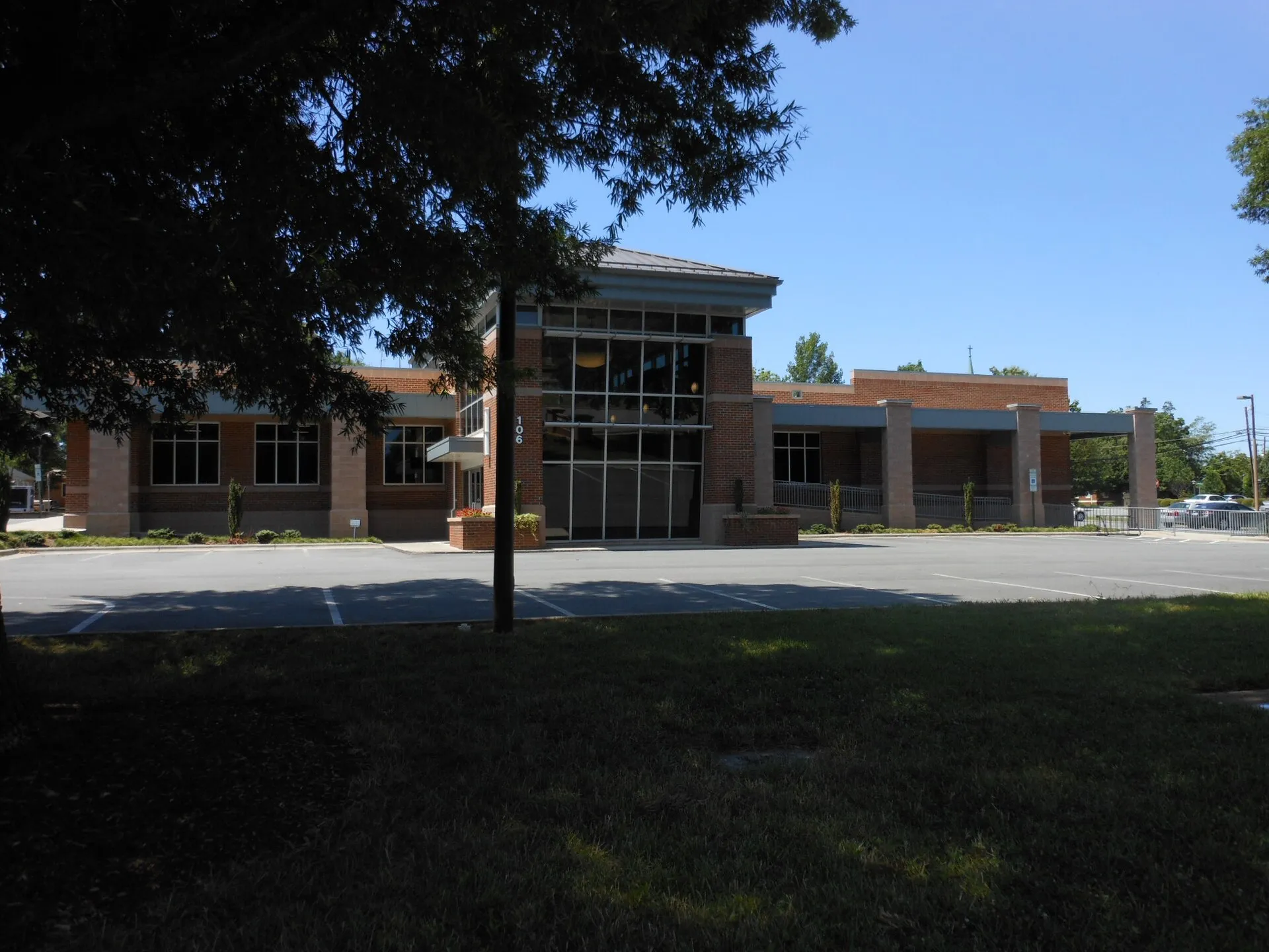 Photo of the City Hall in Mebane, NC.