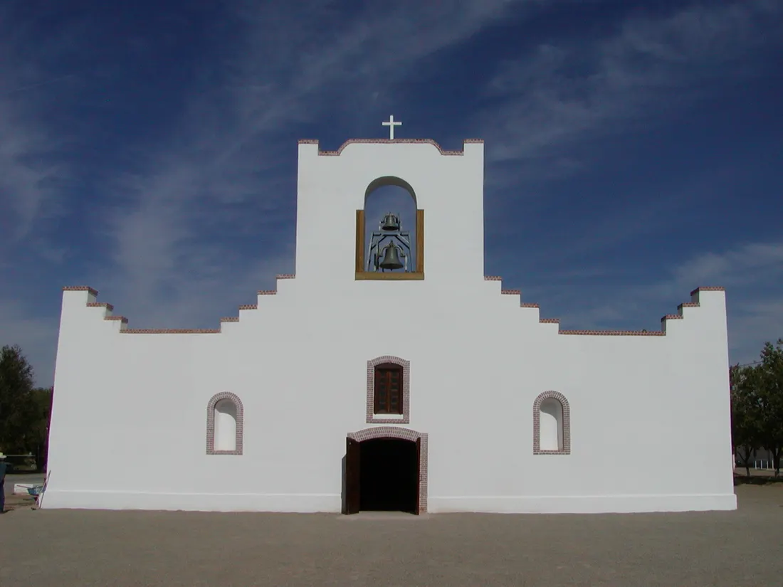 Exterior frontal view of the Socorro Mission in Socorro, Texas.