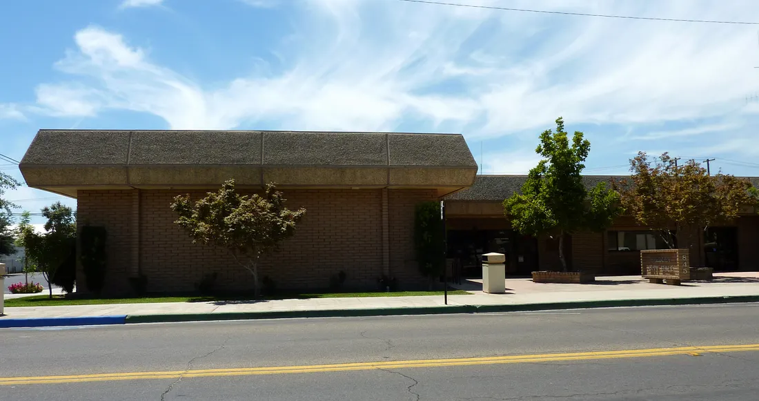 Reedley City Hall