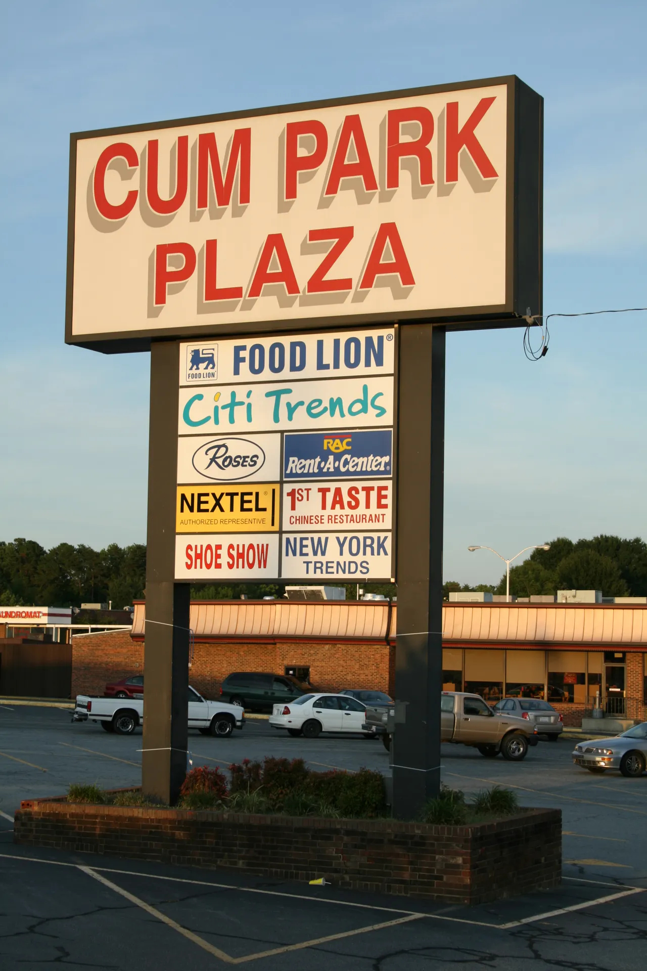 Cum Park Plaza at 2290 North Church Street in Burlington, North Carolina .