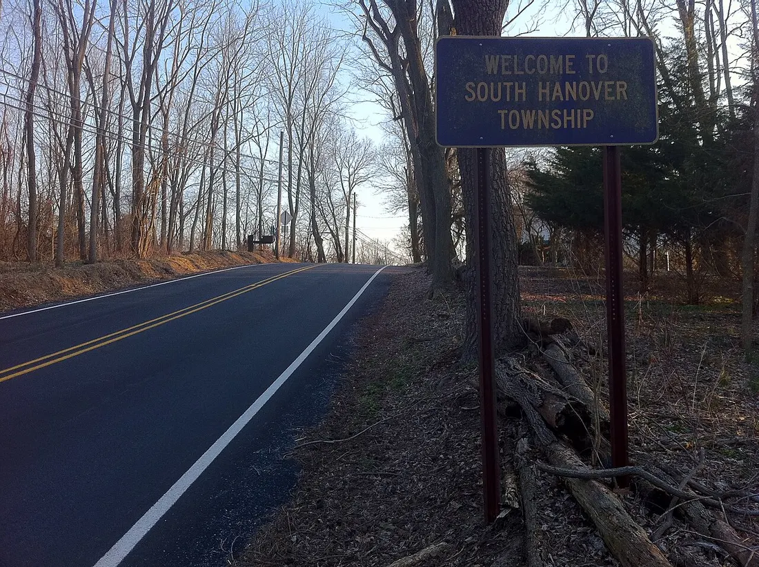 Entering South Hanover from the northeast corner, on Canal Rd.