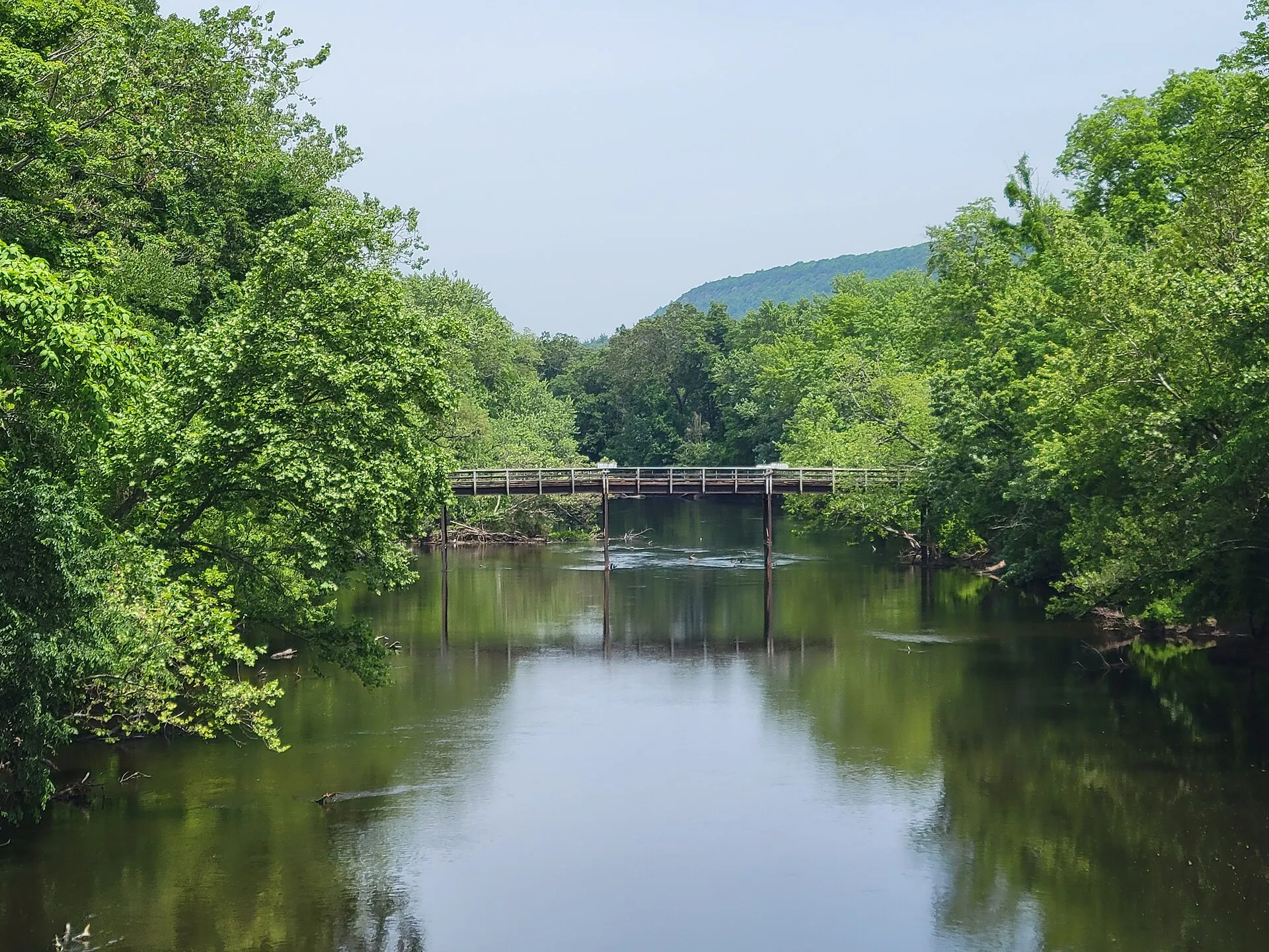 Golf course bridge across the Farmington River, Avon.