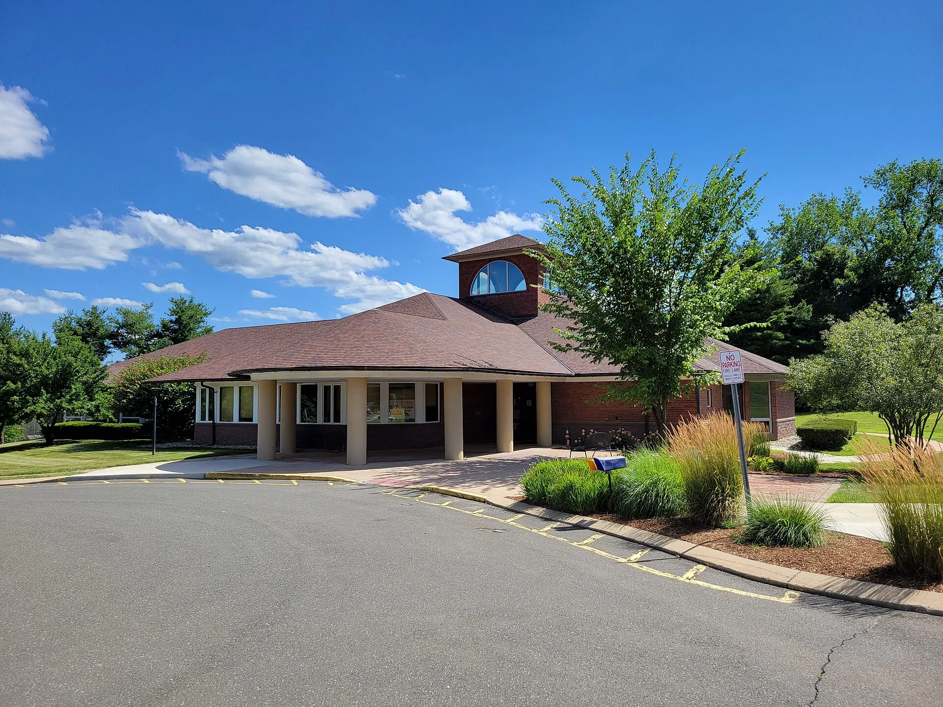 Windsor Locks Public Library, Windsor Locks, Connecticut.