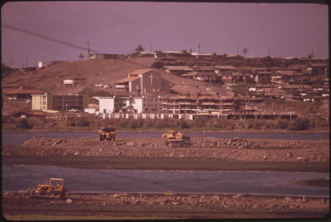 Development in the Salt Lake area (1970s NARA photograph).
