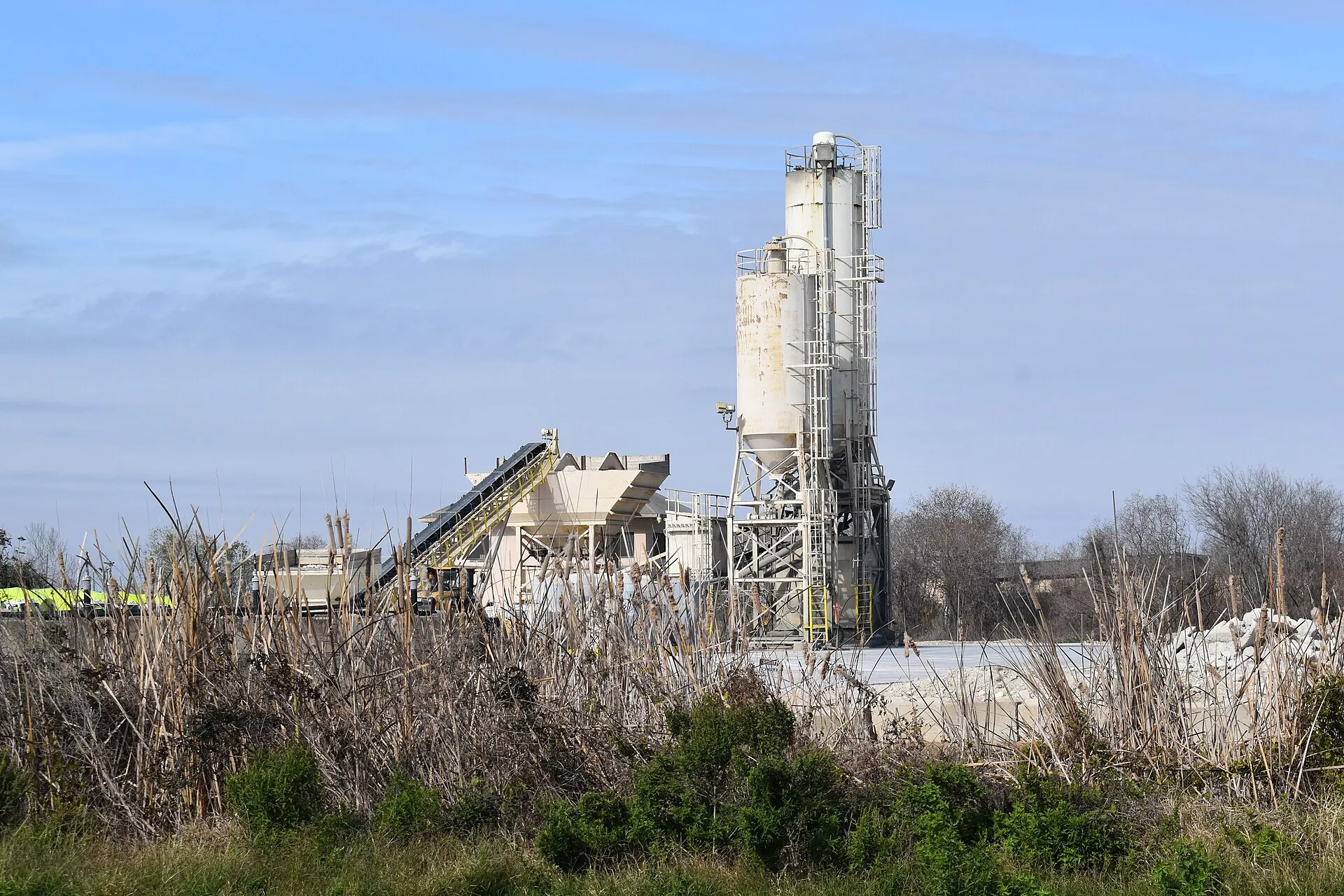 Cement plant, Brookshire, Texas (CC0).