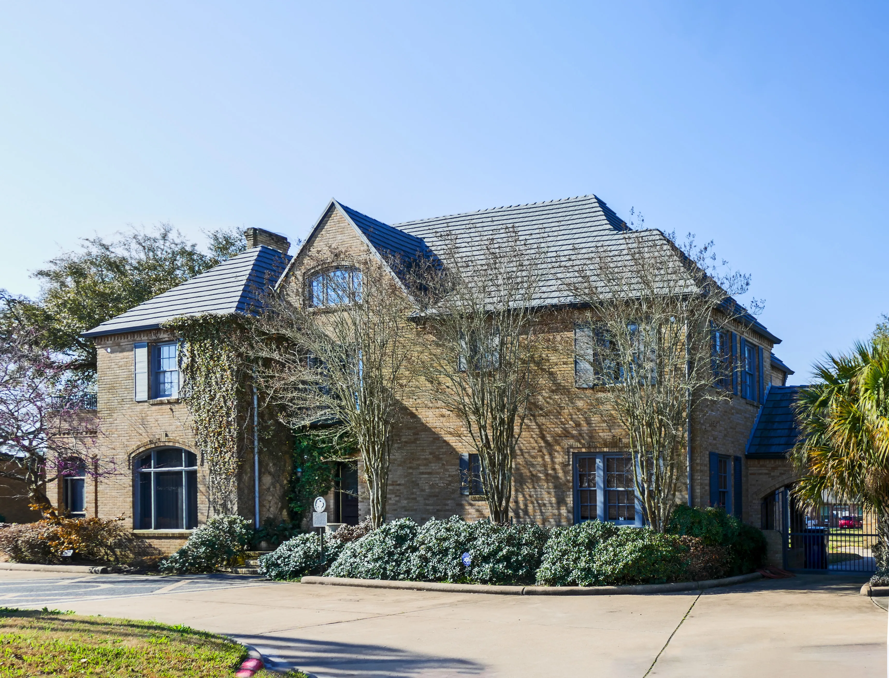 Cecil and Frances Brown House, second view