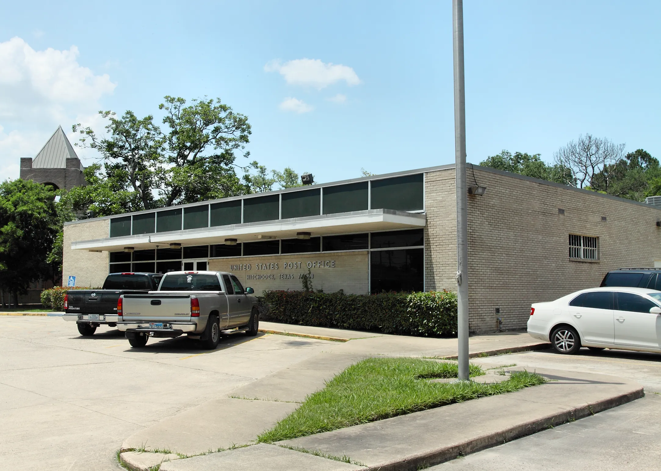 Hitchcock post office (ZIP 77563)