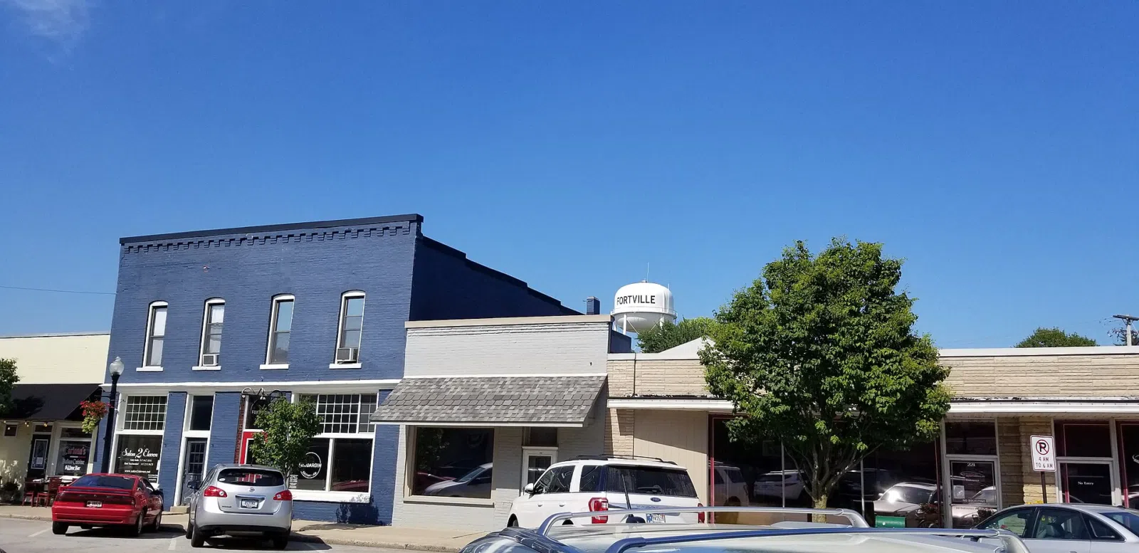 Fortville water tower