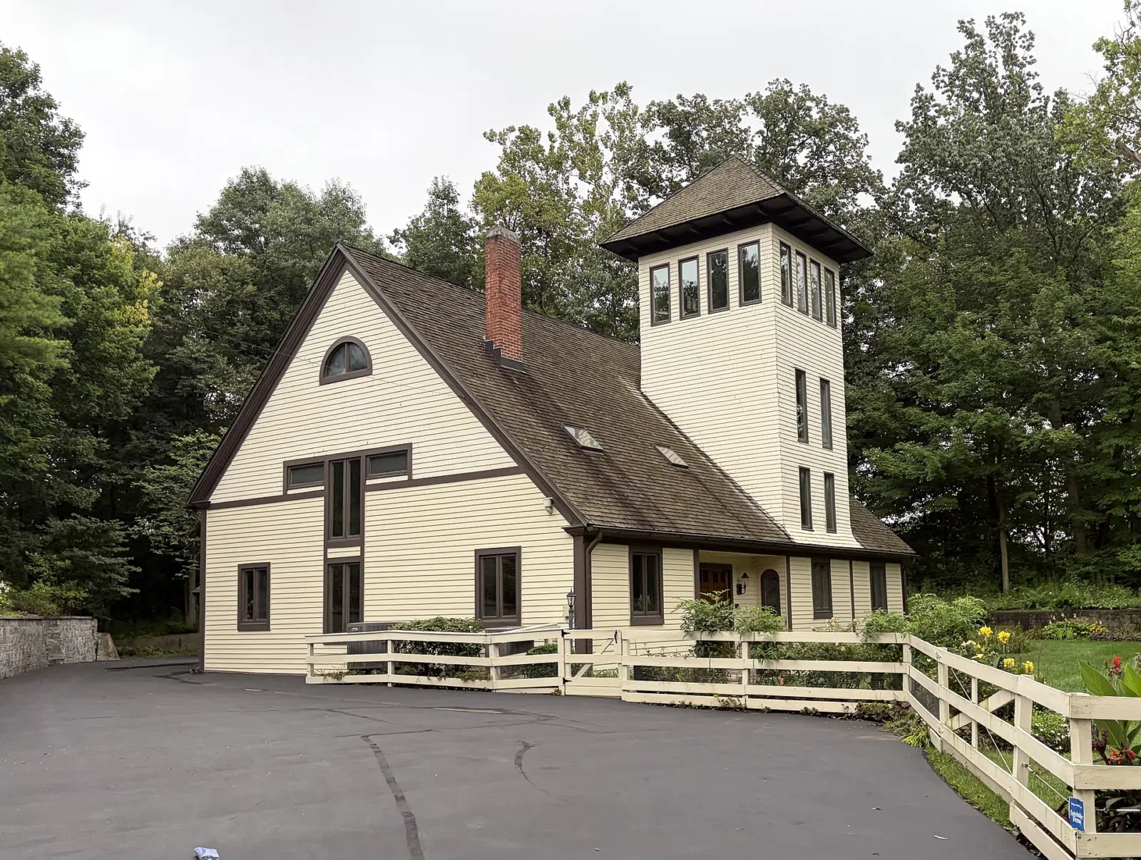 A house in North Crows Nest, Indianapolis, Indiana