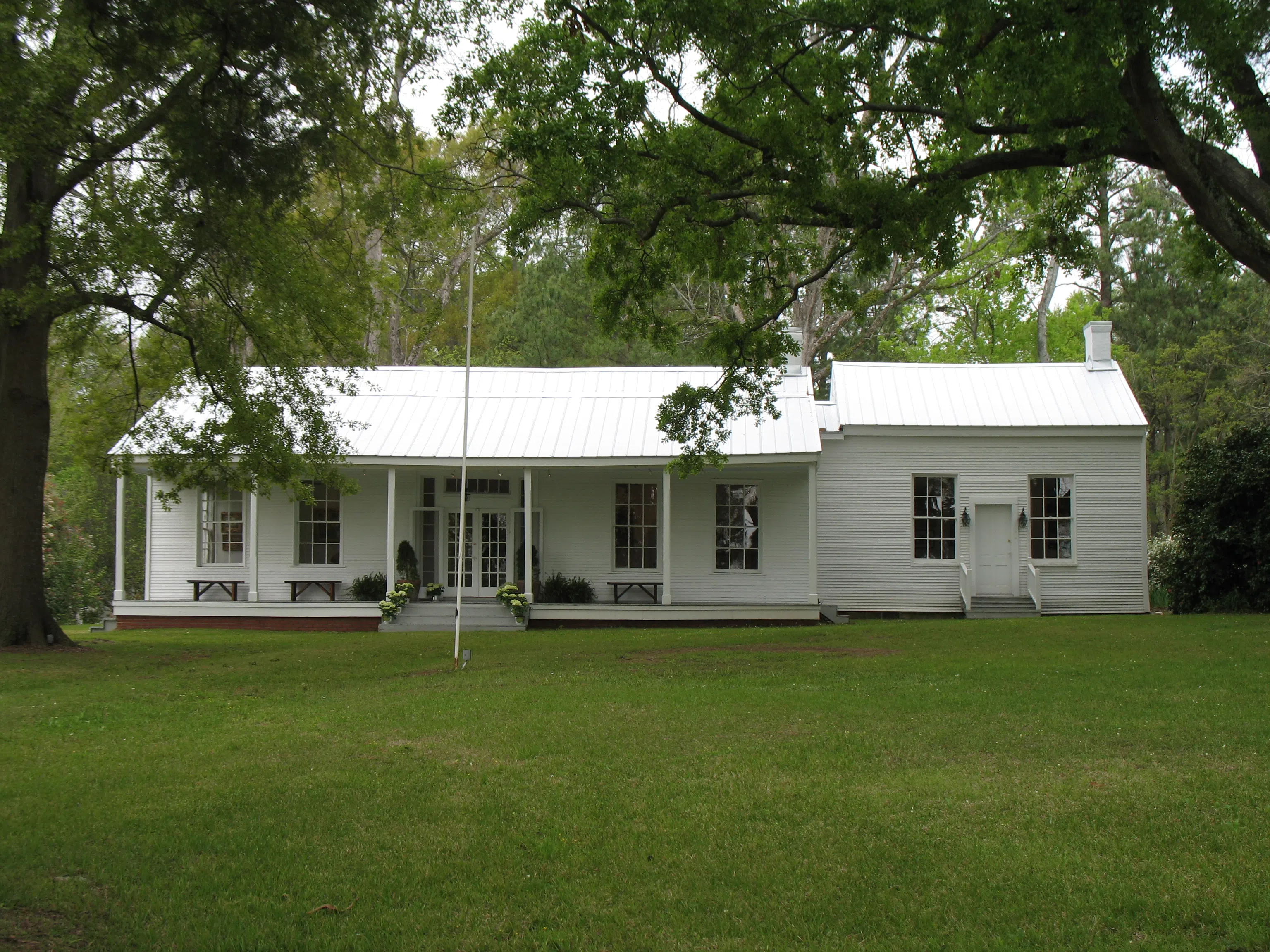 The Cedars, antebellum home