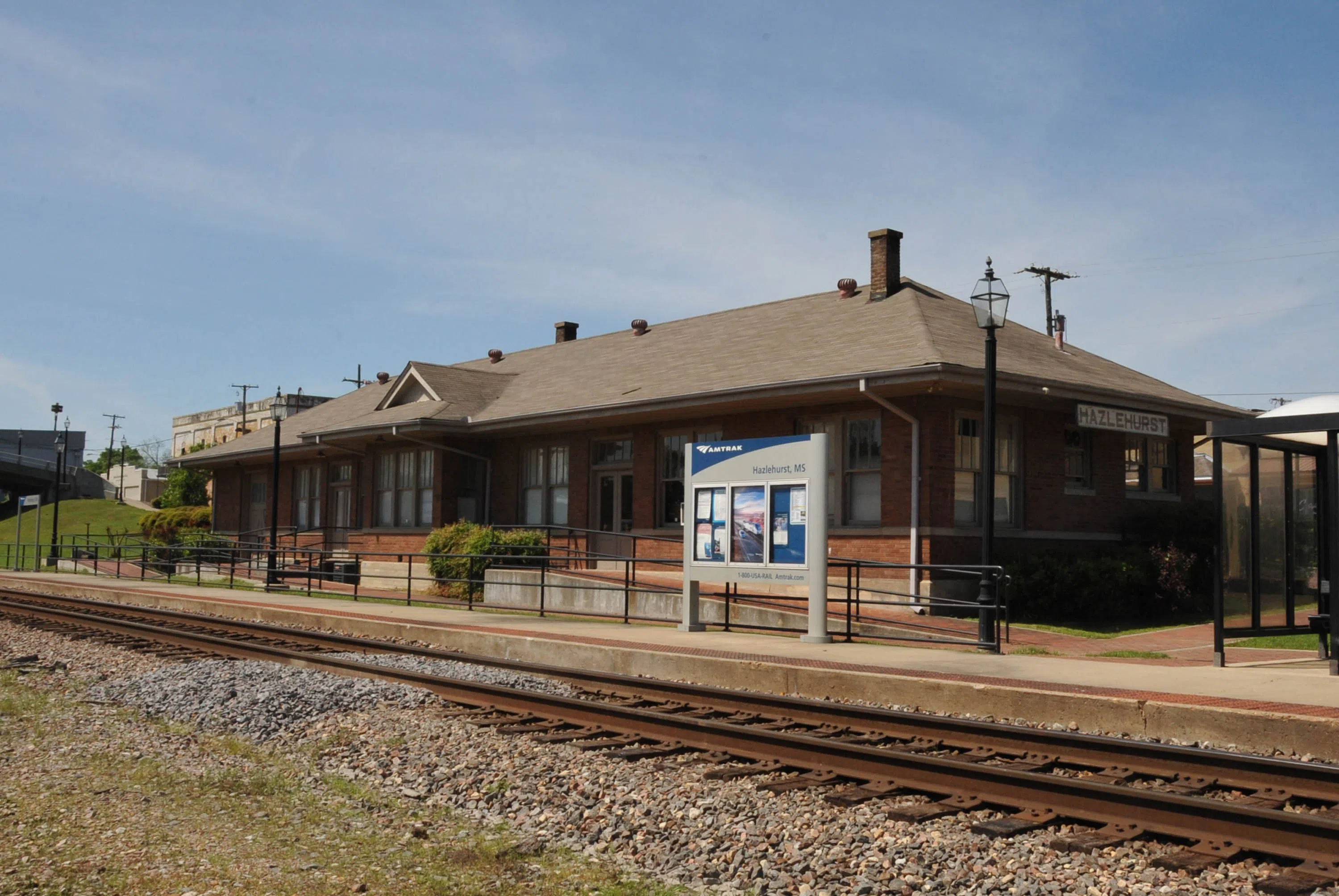 Illinois Central railroad passenger depot (circa 1925)