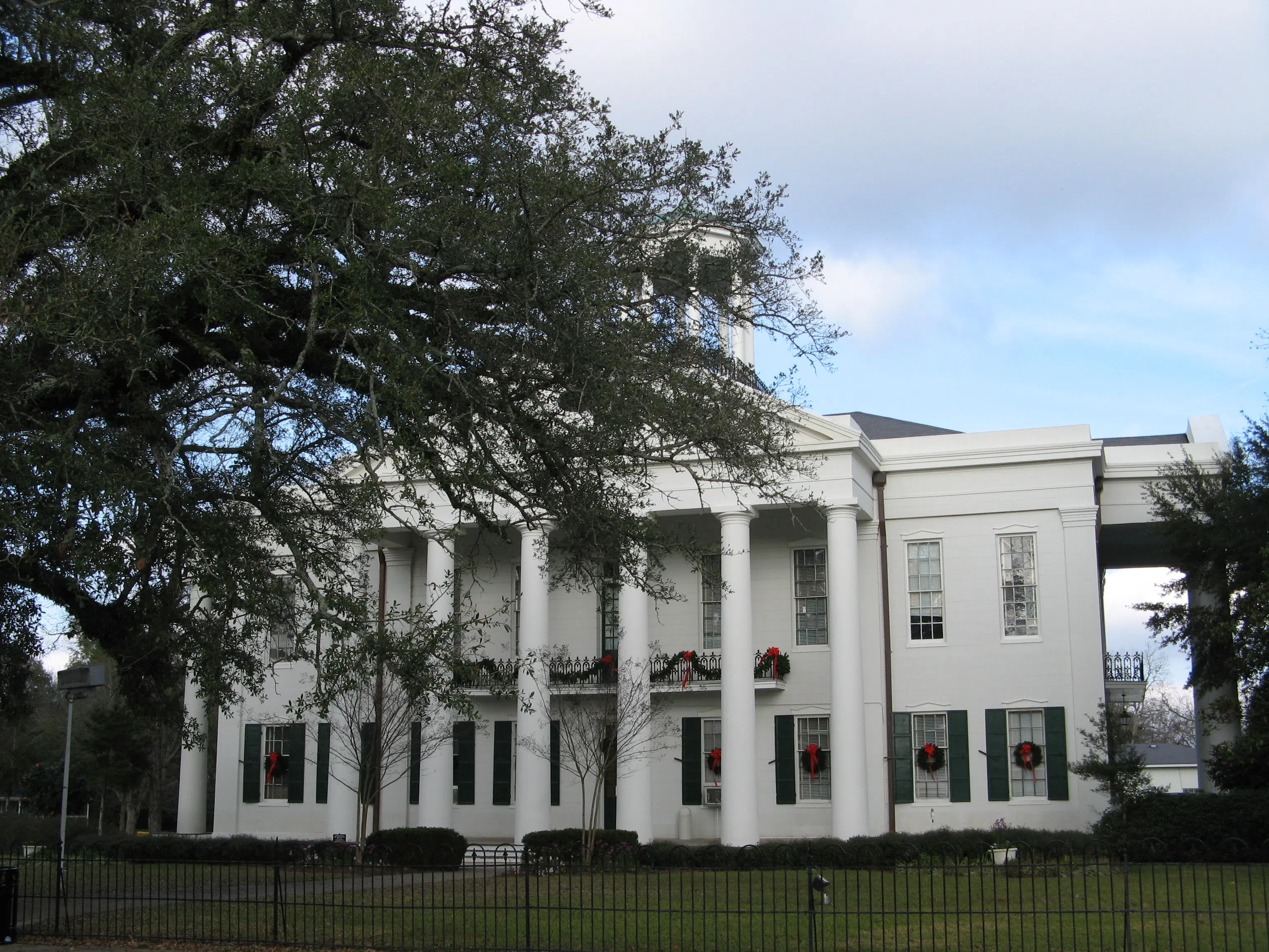 Hinds County courthouse, Raymond