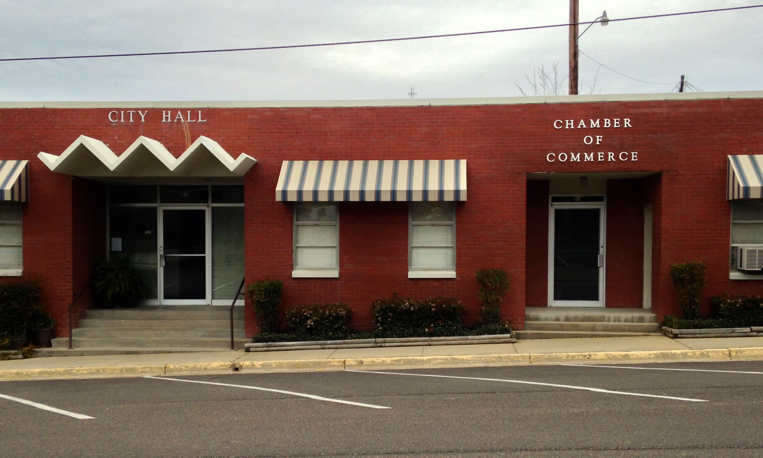 City Hall and Chamber of Commerce