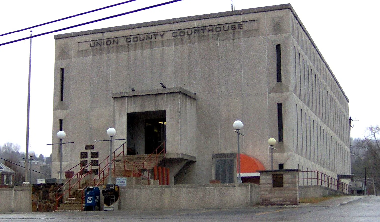 The Union County Courthouse in Maynardville, Tennessee