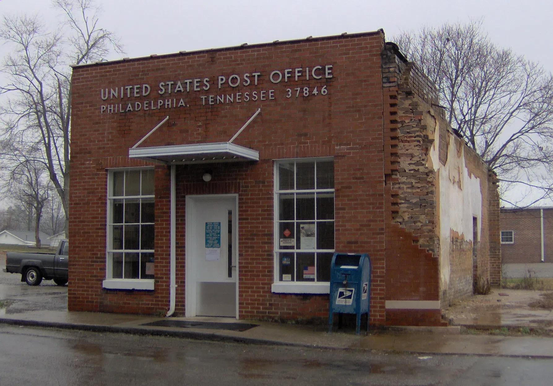 The post office in Philadelphia, Tennessee