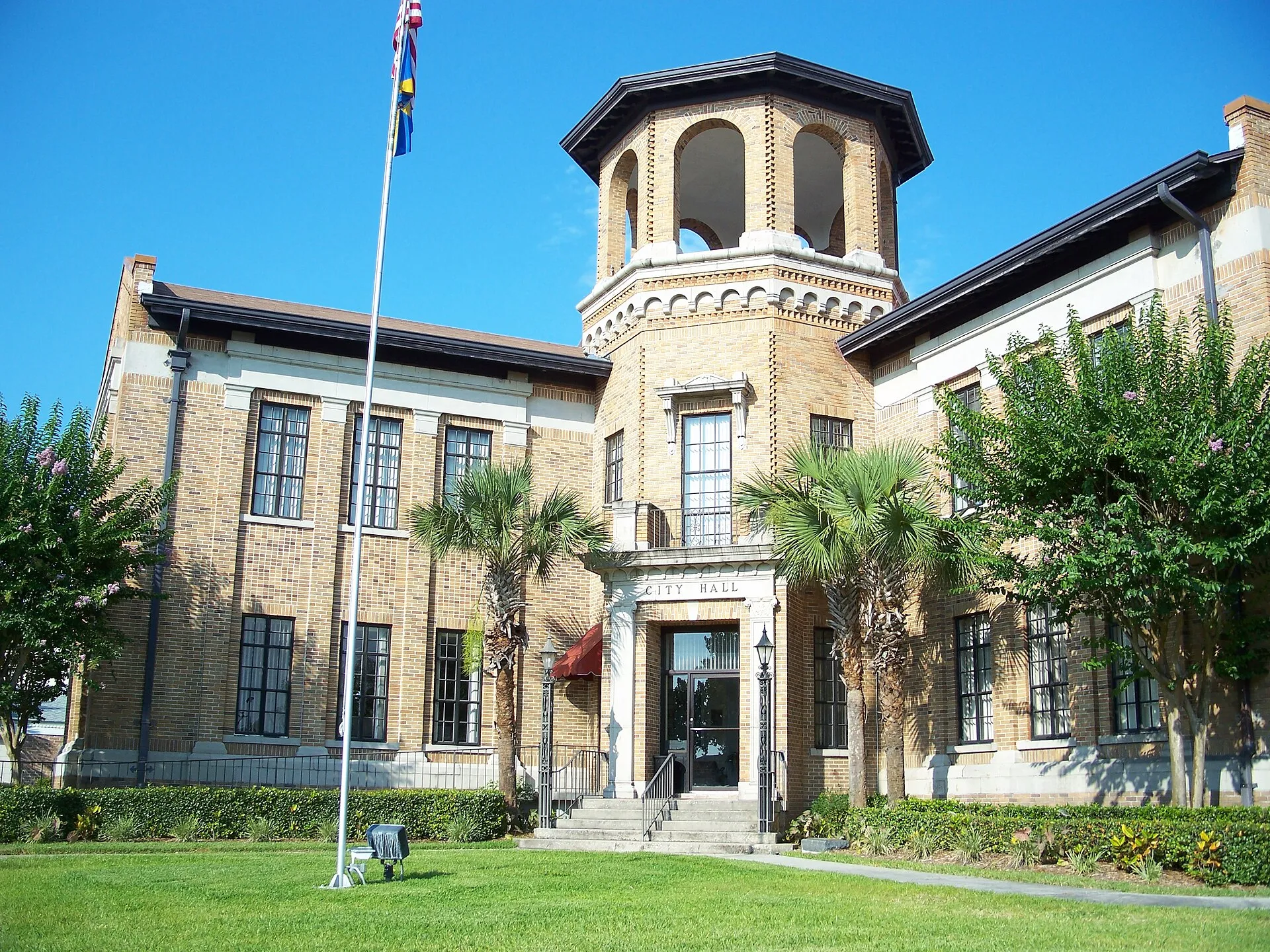 Auburndale City Hall (National Register of Historic Places)