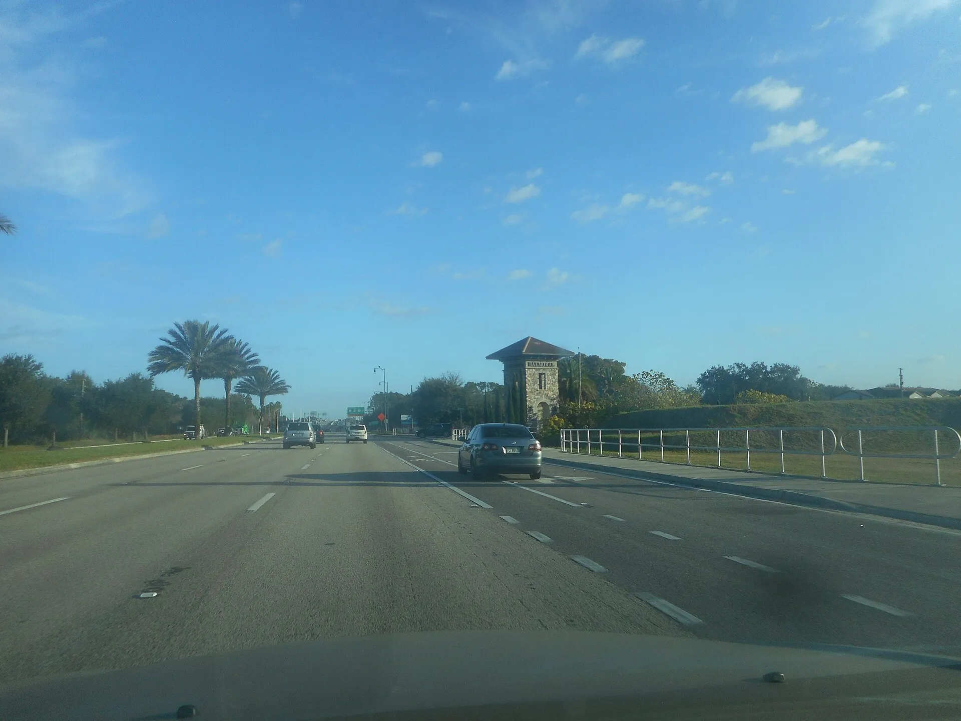 Northbound US Route 27 passing Balmoral Resort Florida, just south of the US 17/92 interchange in Haines City