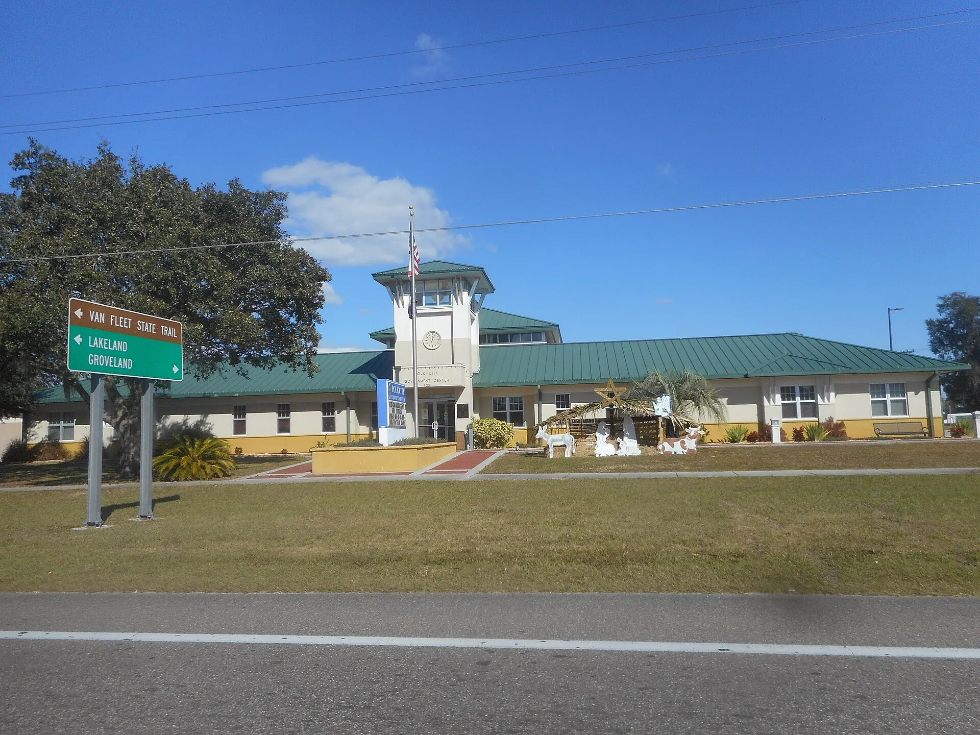 Polk City Government Municipal Building, SR 559 and SR 33