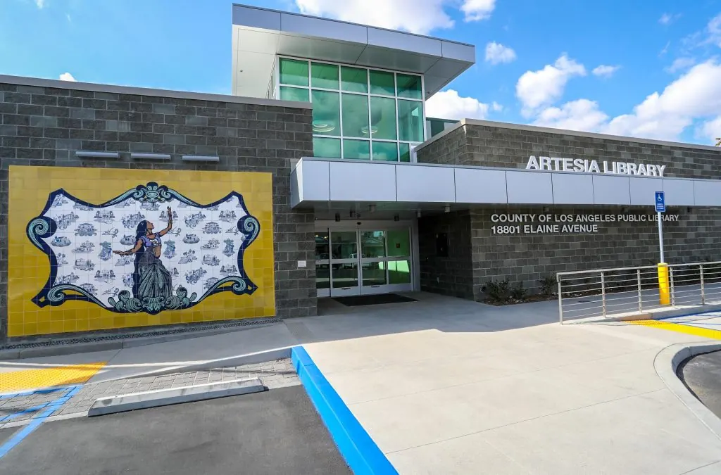 An outside view of the Artesia Library
