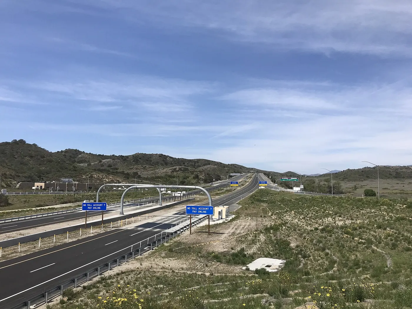 View looking north from Oso Parkway at the beginning of CA-241 as it transitions from Los Patrones Parkway in unincorporated Orange County near Las Flores and Coto de Caza..