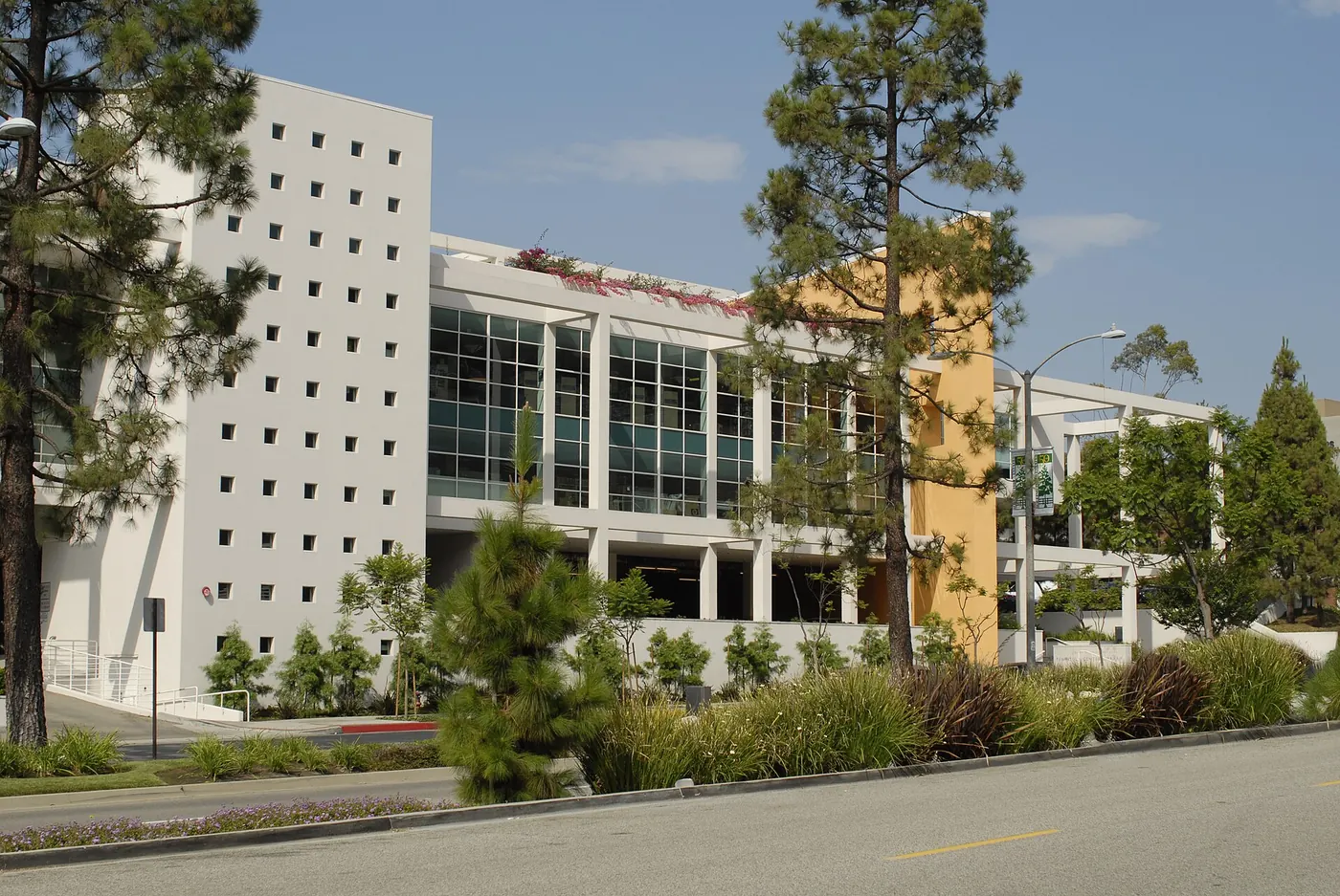 Peninsula Center Library, Rolling Hills Estates
