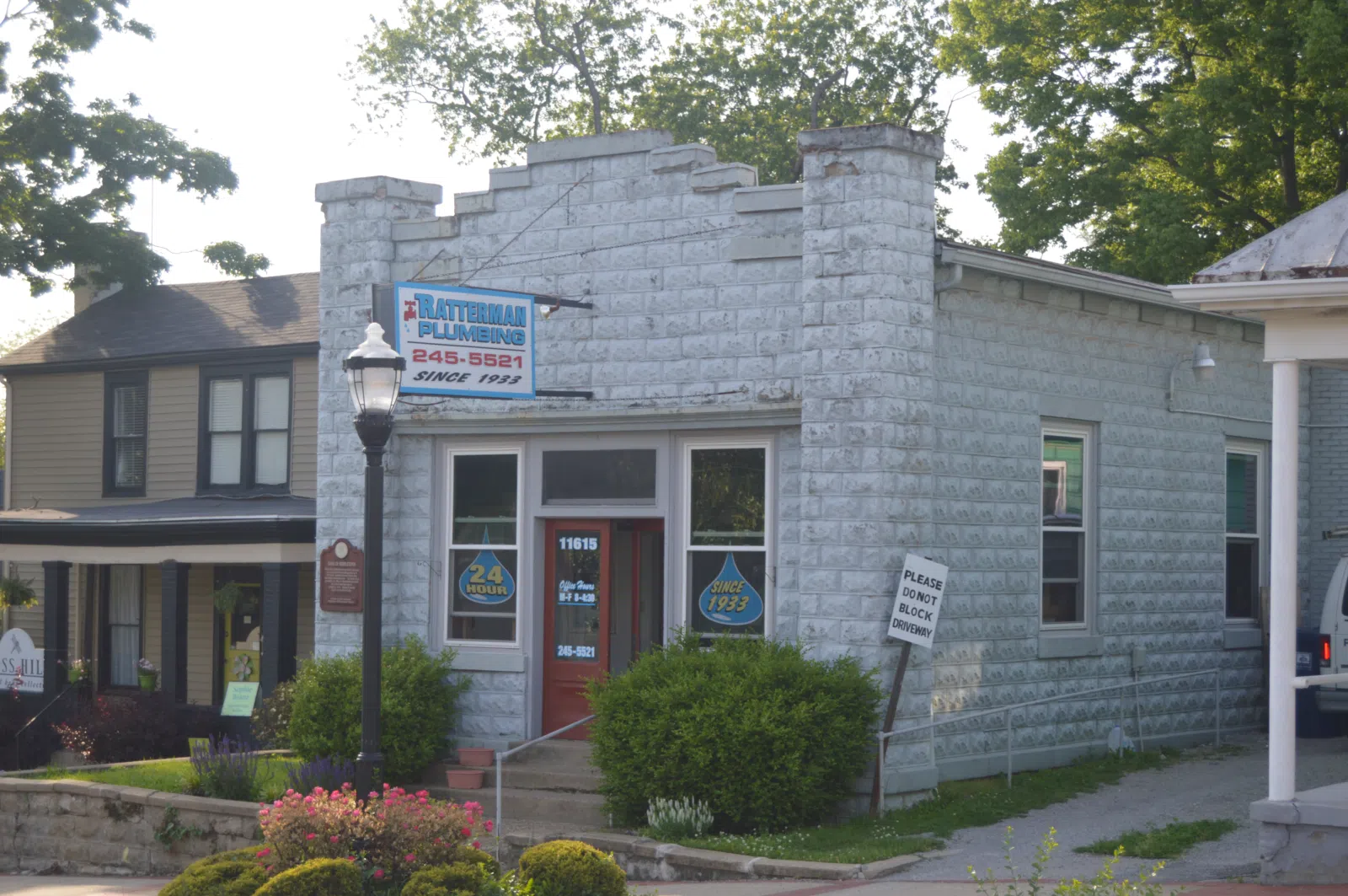 Eastern side and front of the Bank of Middletown, located at 11615 Main Street in Middletown, Kentucky, United States. Built in 1910, it is listed on the National Register of Historic Places.