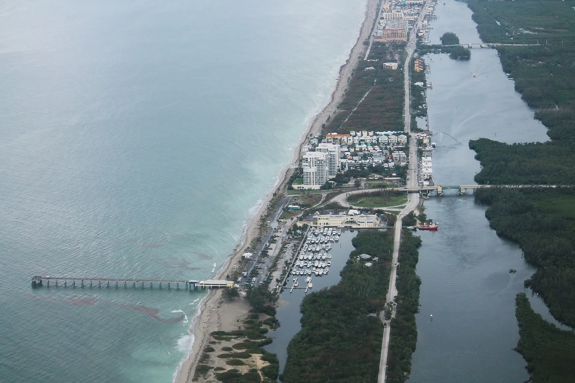 Aerial photo of the Dania Beach Pier.