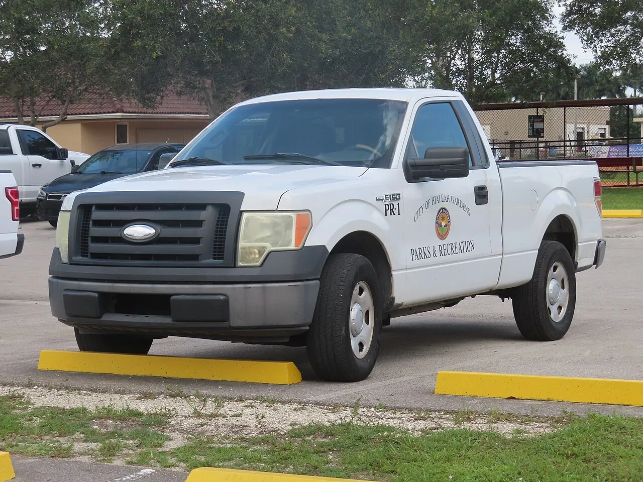City of Hialeah Gardens service truck.