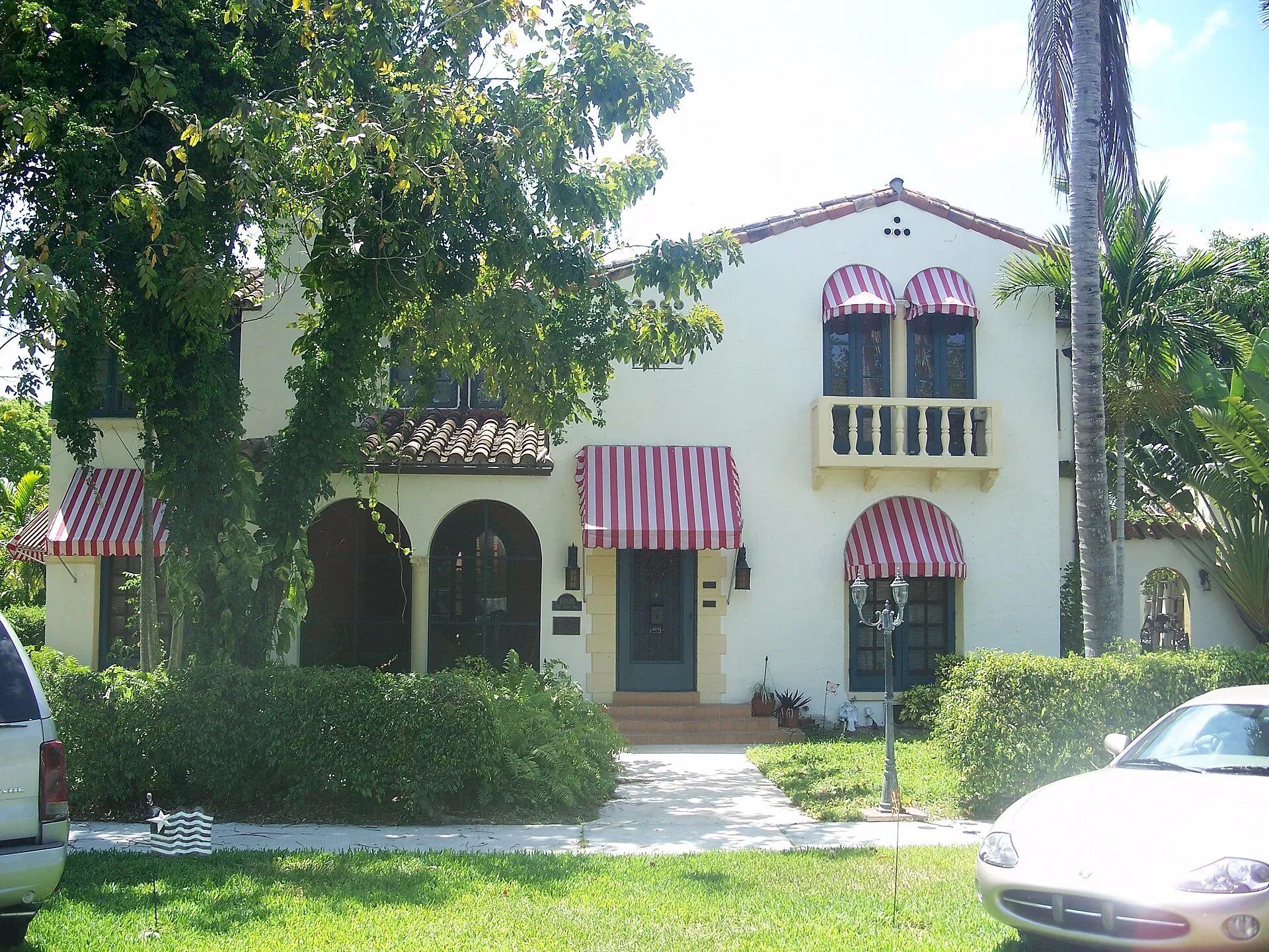 A commercial building at 10108 NE 1st Avenue, Miami Shores.