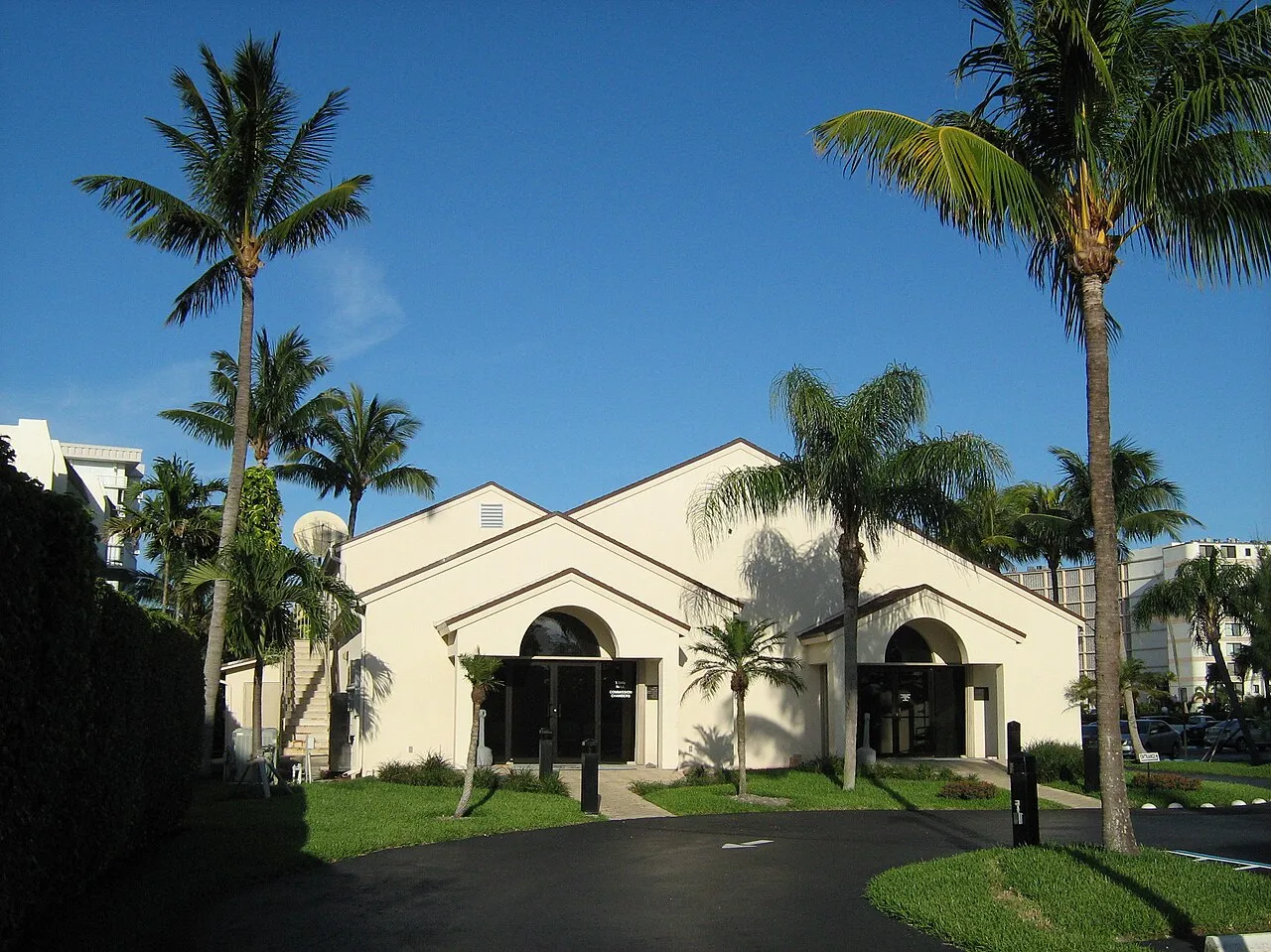 The South Palm Beach, Florida, town hall (west side).