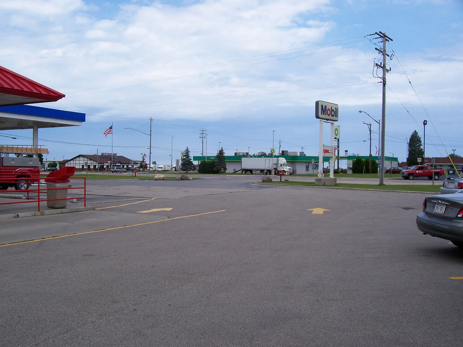 Belgium, Wisconsin, looking east toward Interstate 43 (2006).