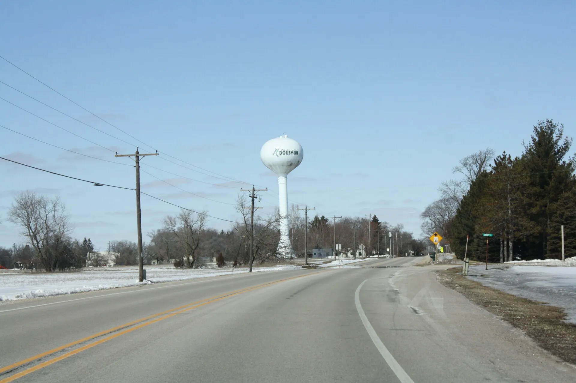 Entering Dousman, Wisconsin from the south on Wisconsin Highway 67.
