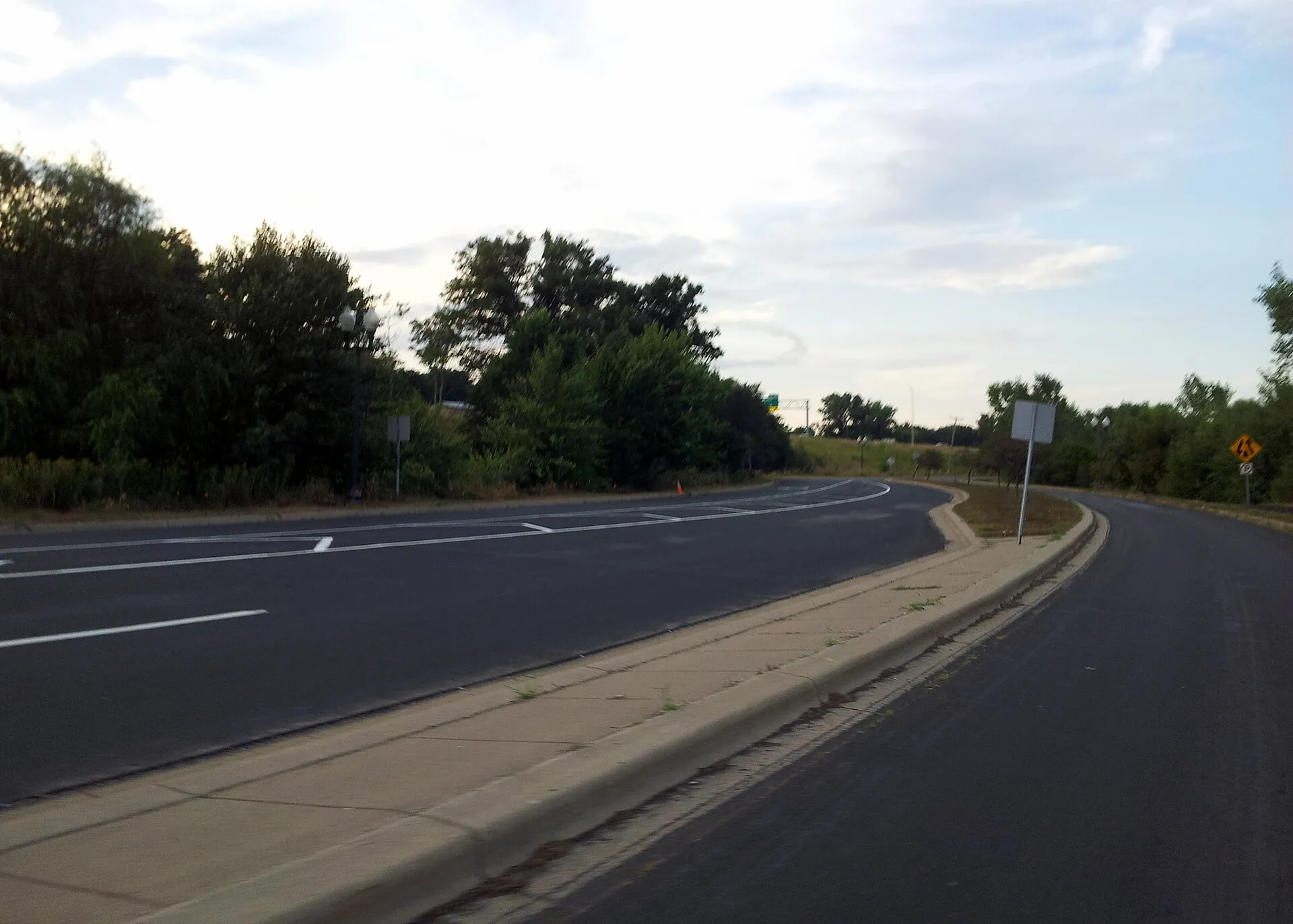 Rice Creek Pkwy - Arden Hills, MN