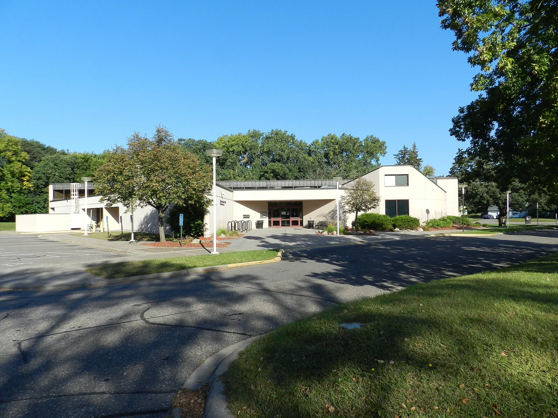 Photo of the Rockford Road branch of the Hennepin County Library located in Crystal, Minnesota ..