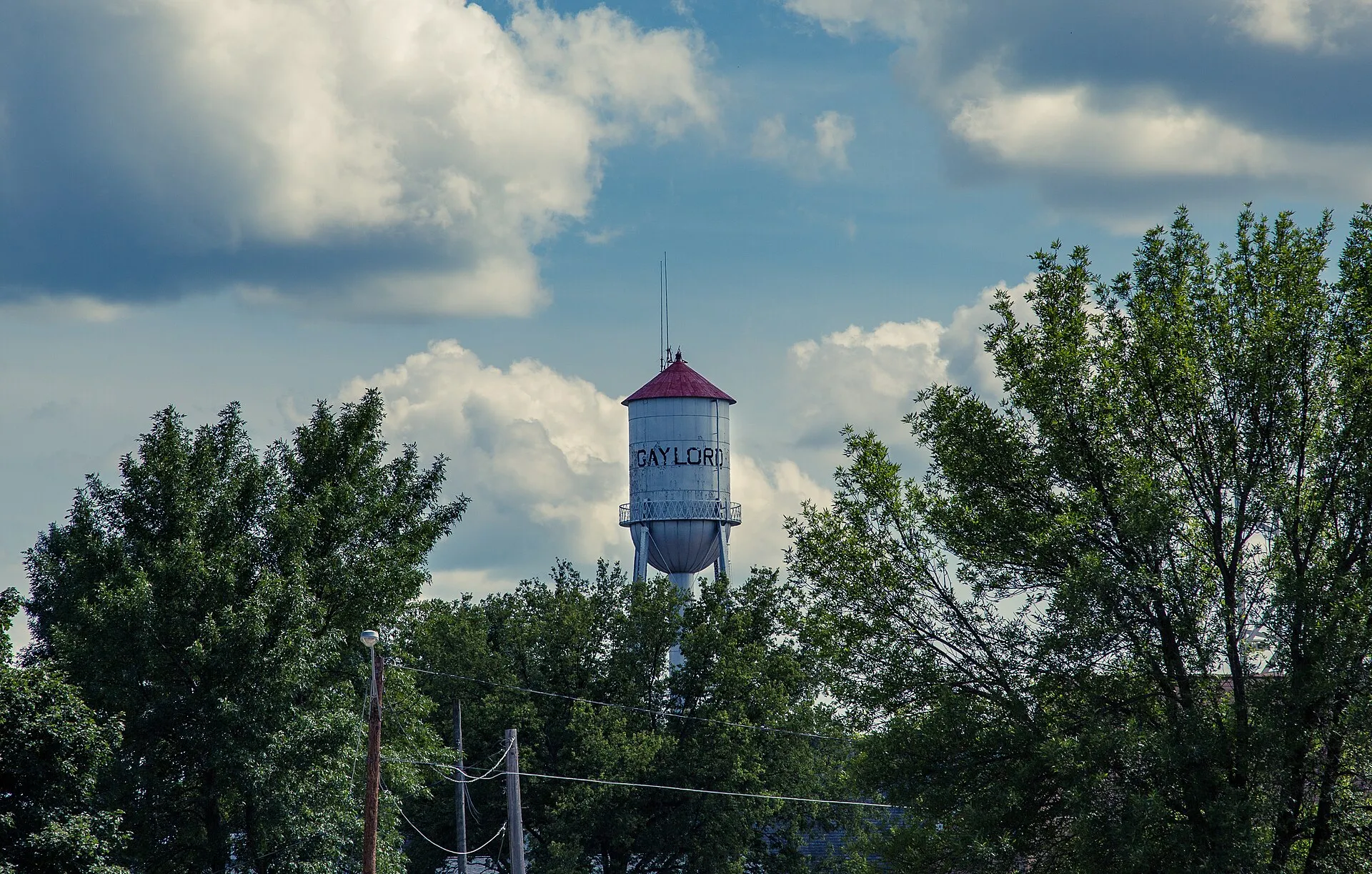 The Gaylord, Minnesota water tower as seen from Cleveland Street next to the Sibley County Courthouse