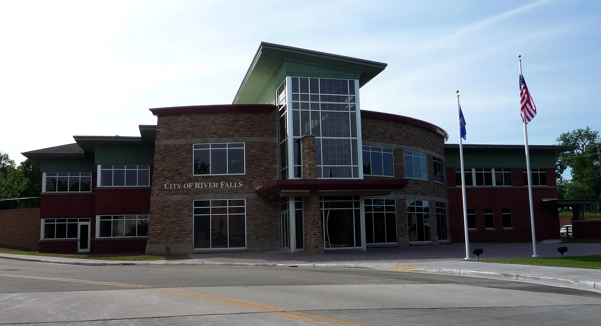 The new City Hall, opened May 1, 2009, designed by Frisbie Architects