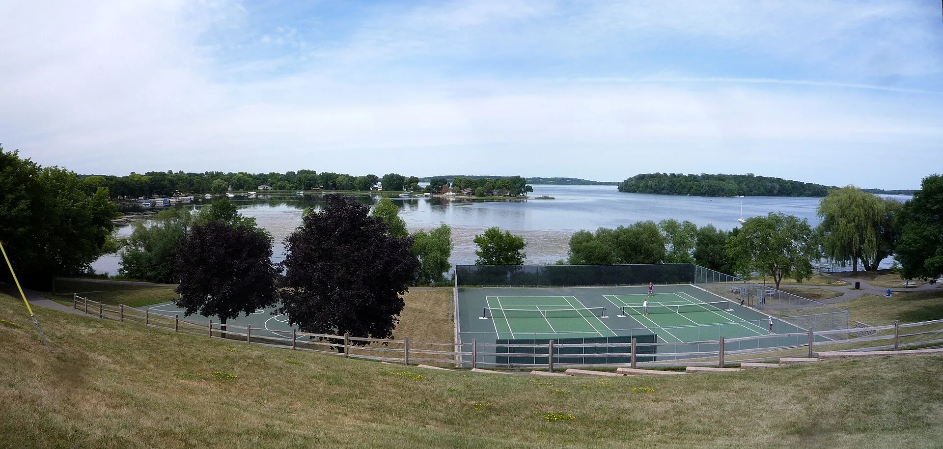 Lake Waconia, Waconia, Minnesota, USA.