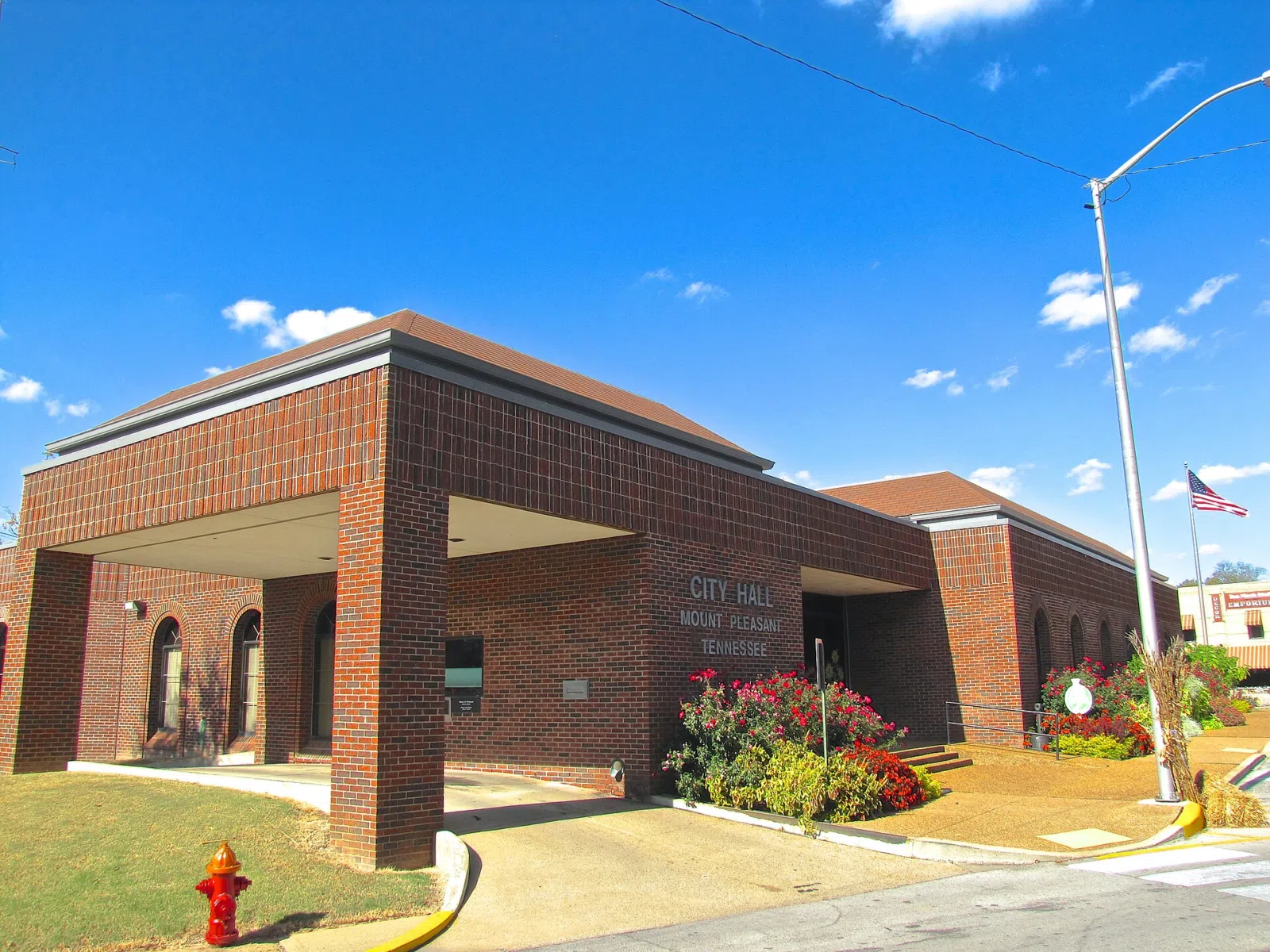City Hall in Mount Pleasant, Tennessee, United States.