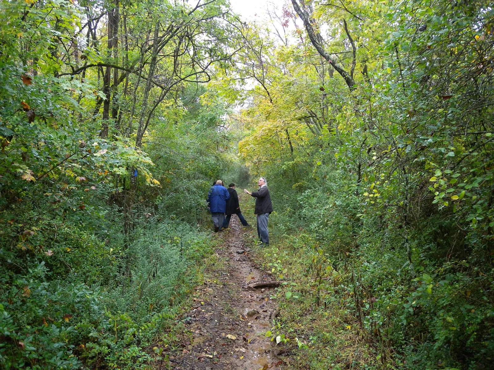 Visitors walking the Old Jefferson Trail in Smyrna, Tennessee