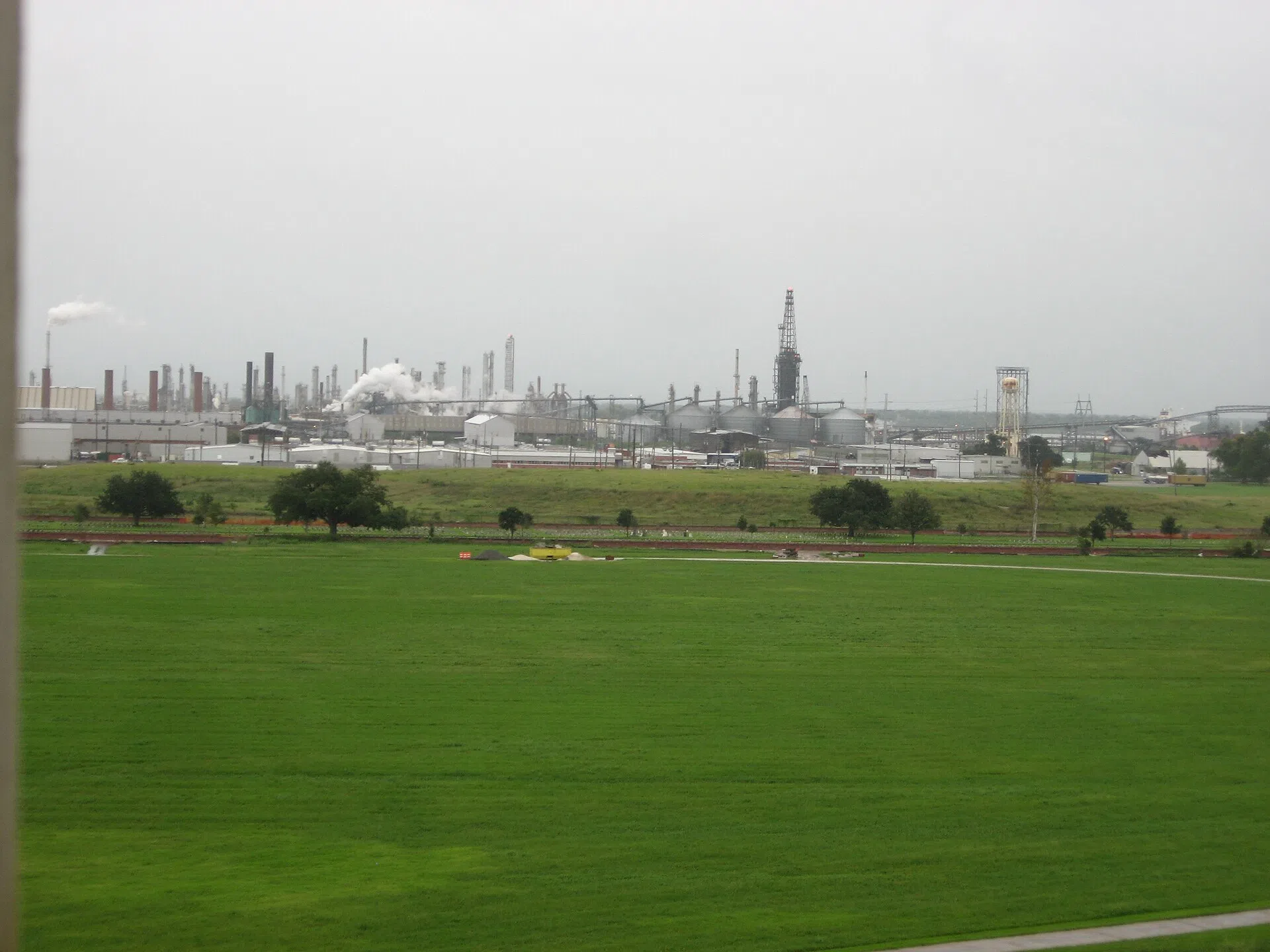 View from the Chalmette Monument toward the industrial section of Chalmette, 2009
