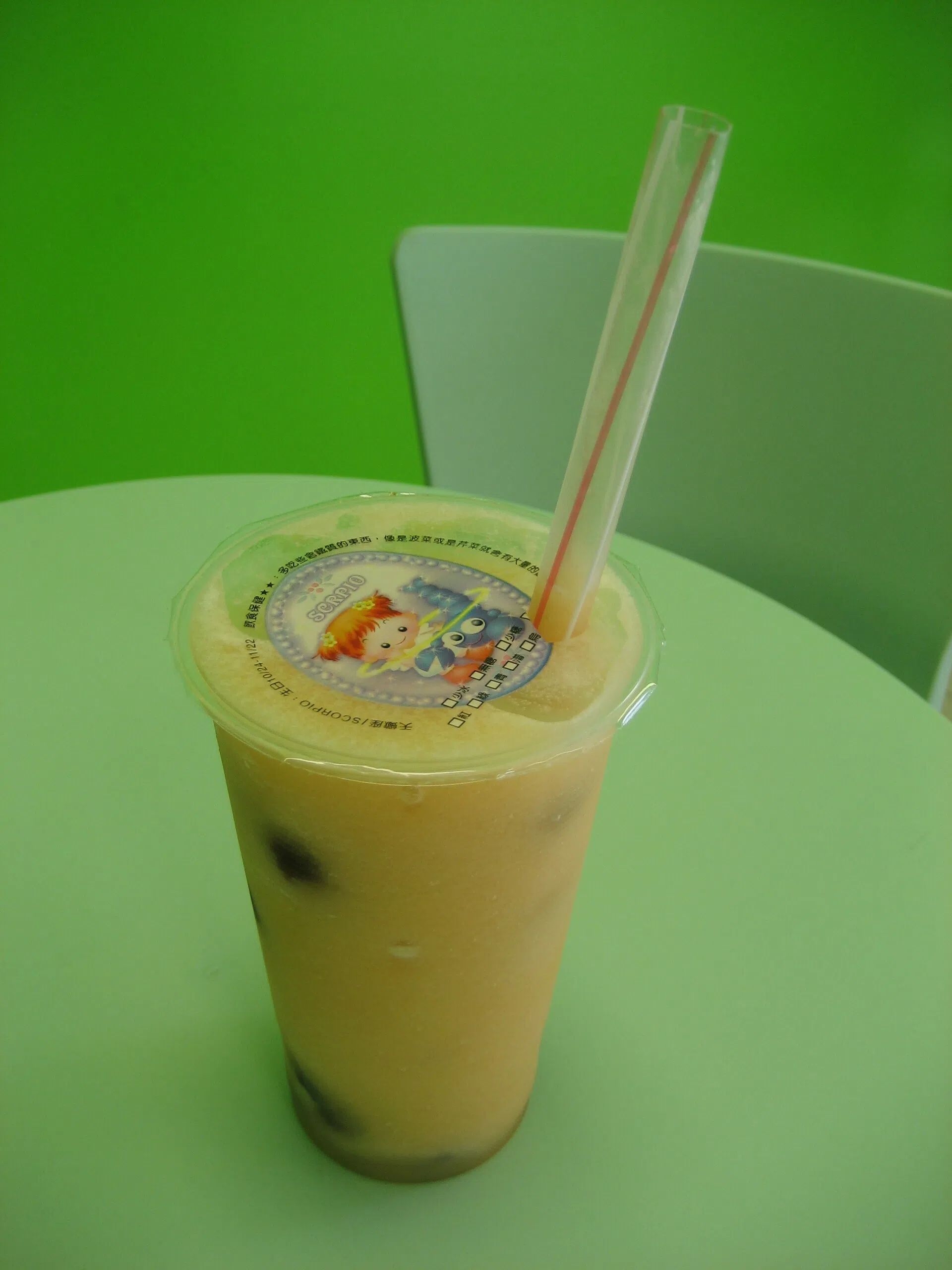Mango bubble tea at a bubble tea shop in Meraux, Louisiana, 2008