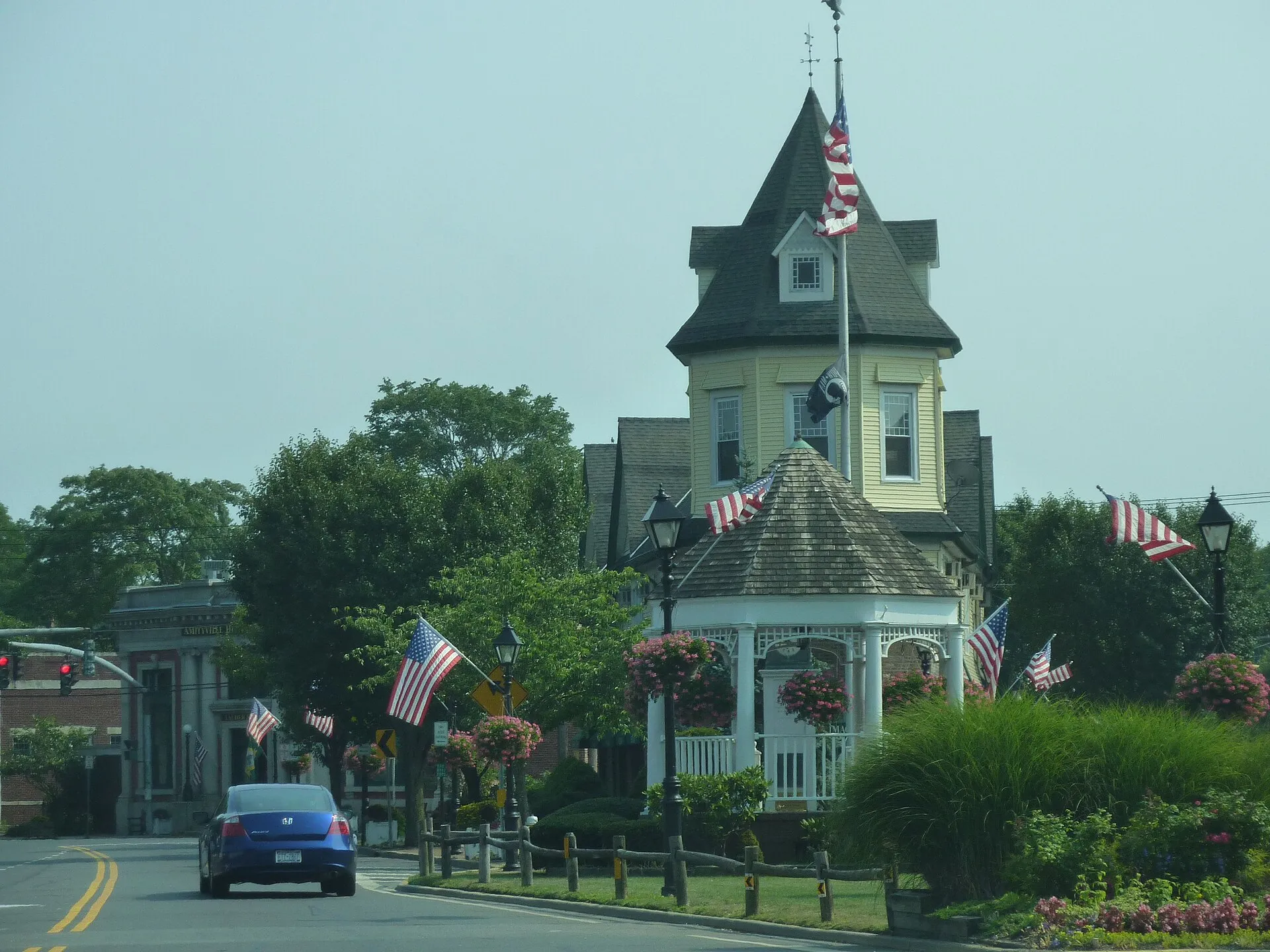 The Amityville Triangle, downtown Amityville