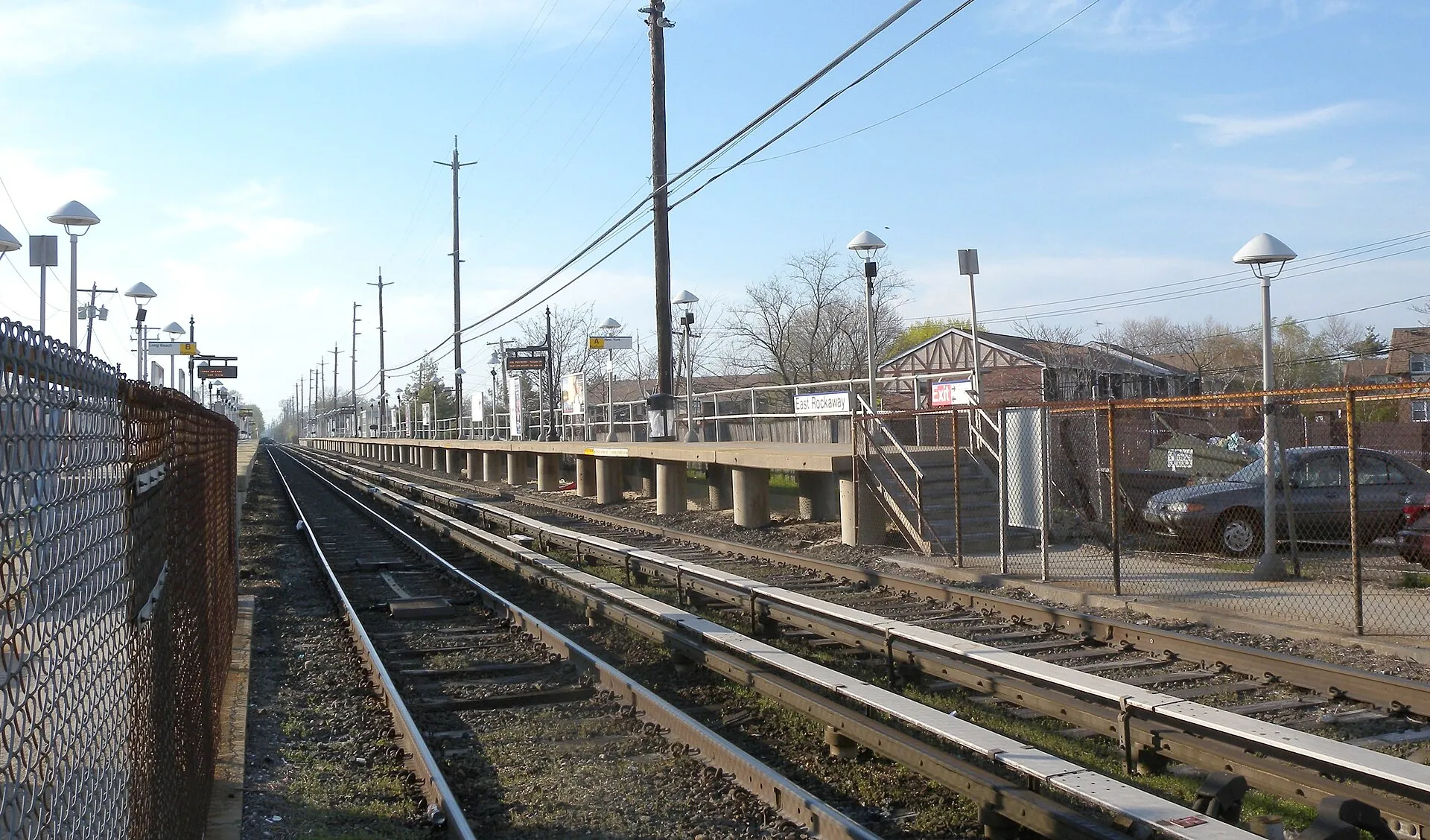 Looking northwest at en:East Rockaway (LIRR station) on a mostly sunny afternoon