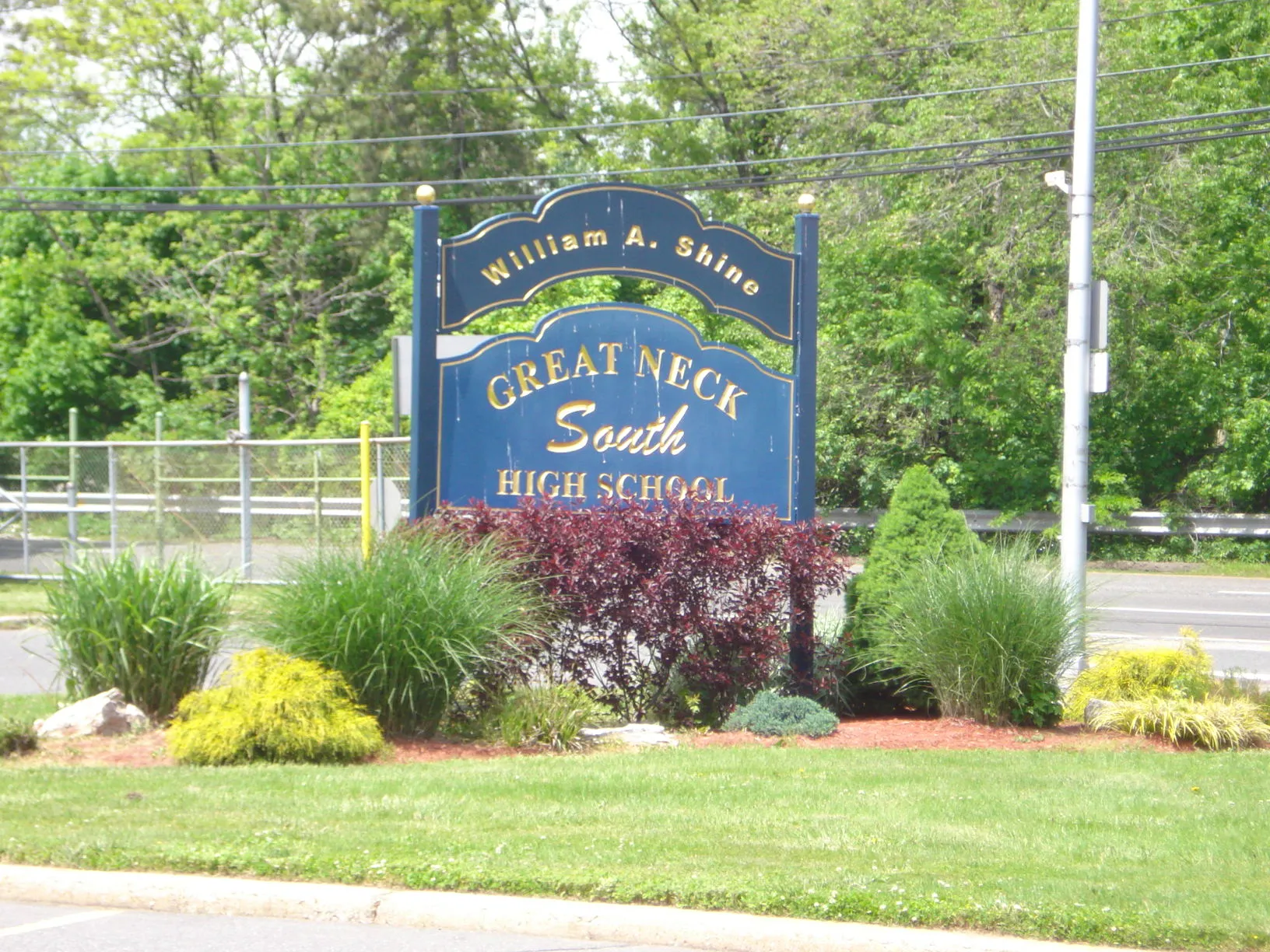 During my visit to Great Neck, I took a photo of the Great Neck South High School sign on May 22, 2009