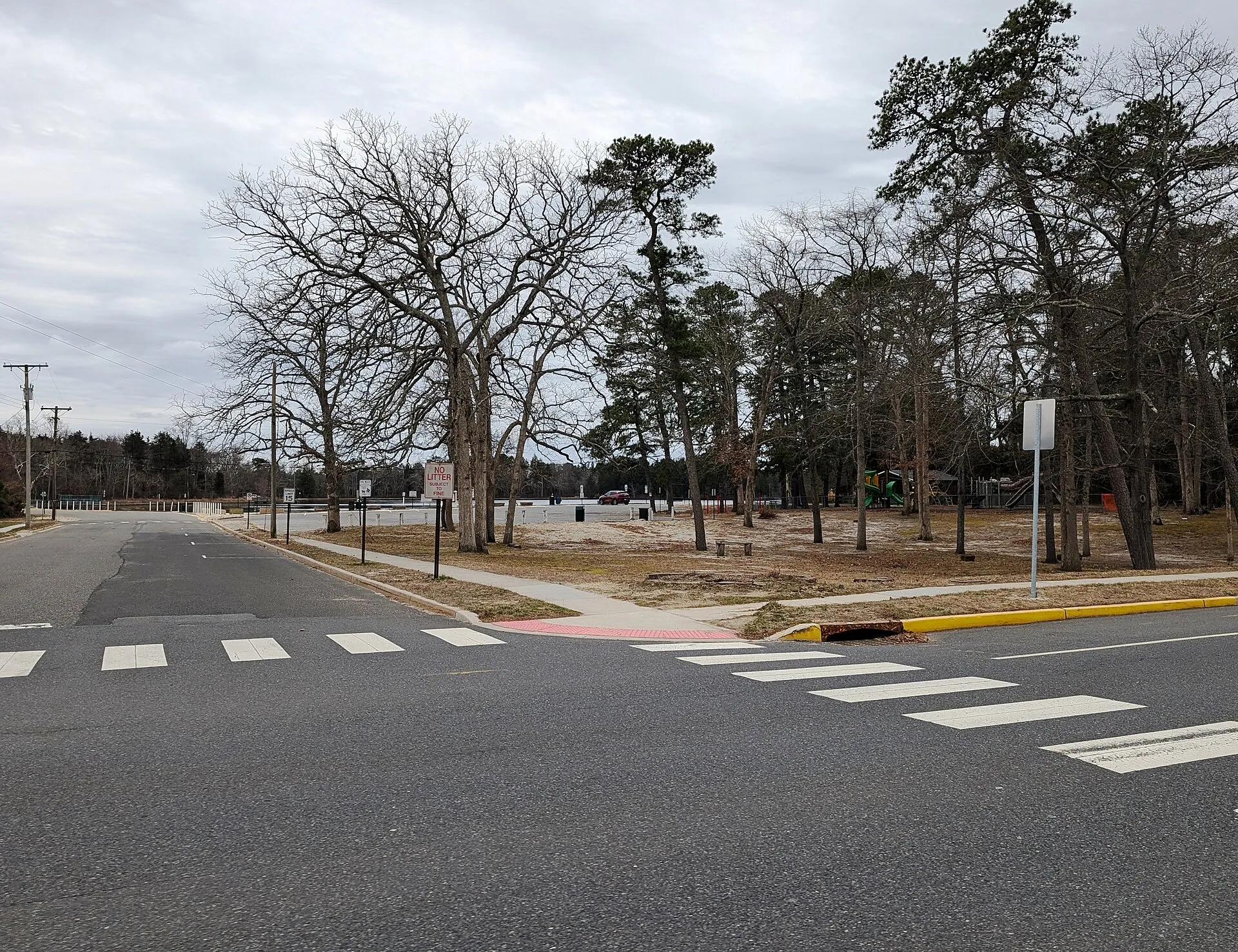 Photo of Lake Horicon Park in Lakehurst, New Jersey. Photo taken from Union Avenue at Lake Street looking south-southwest