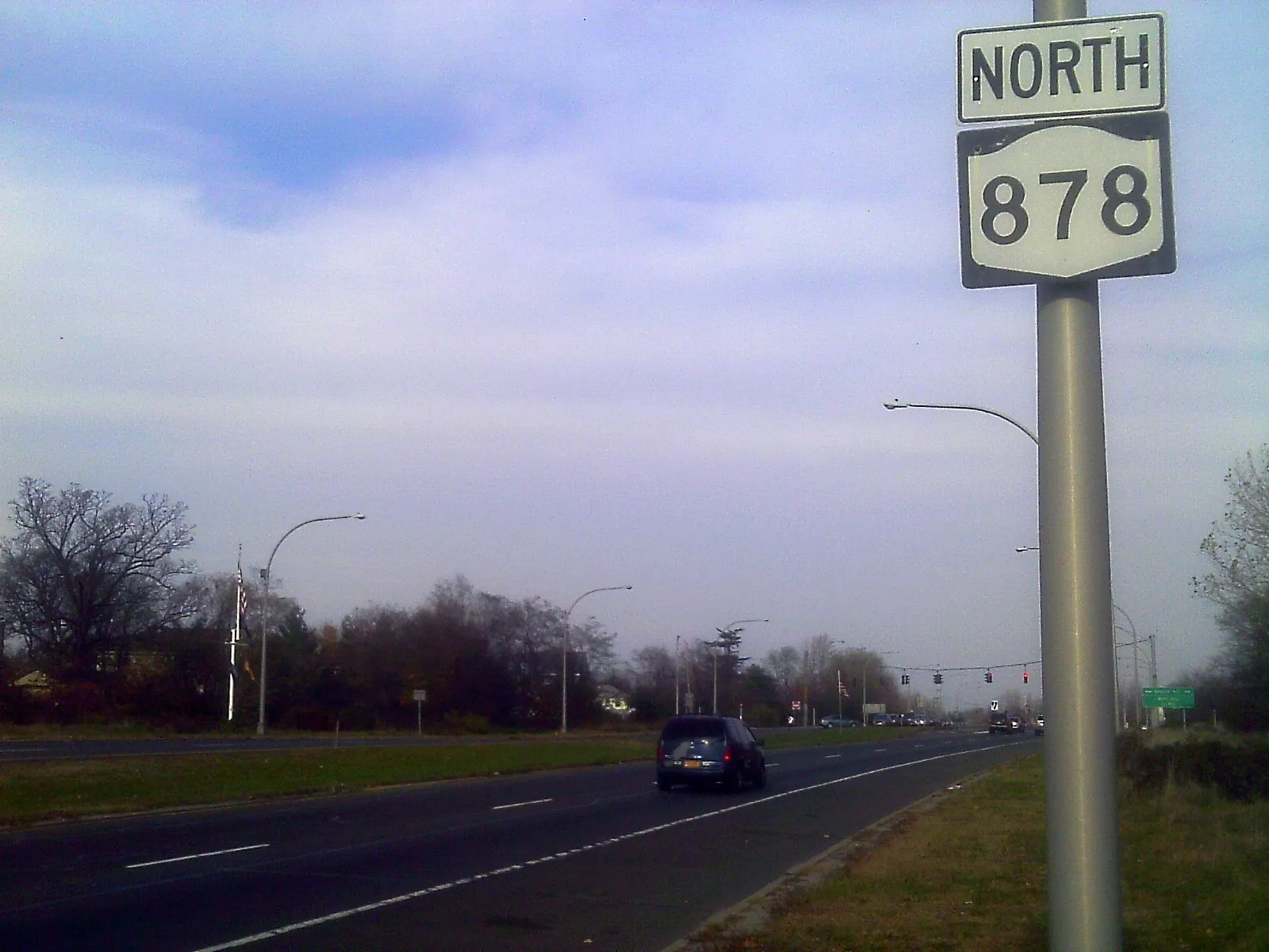 NY 878 heading northbound on the Atlantic Beach Bridge Approach in Nassau County, New York