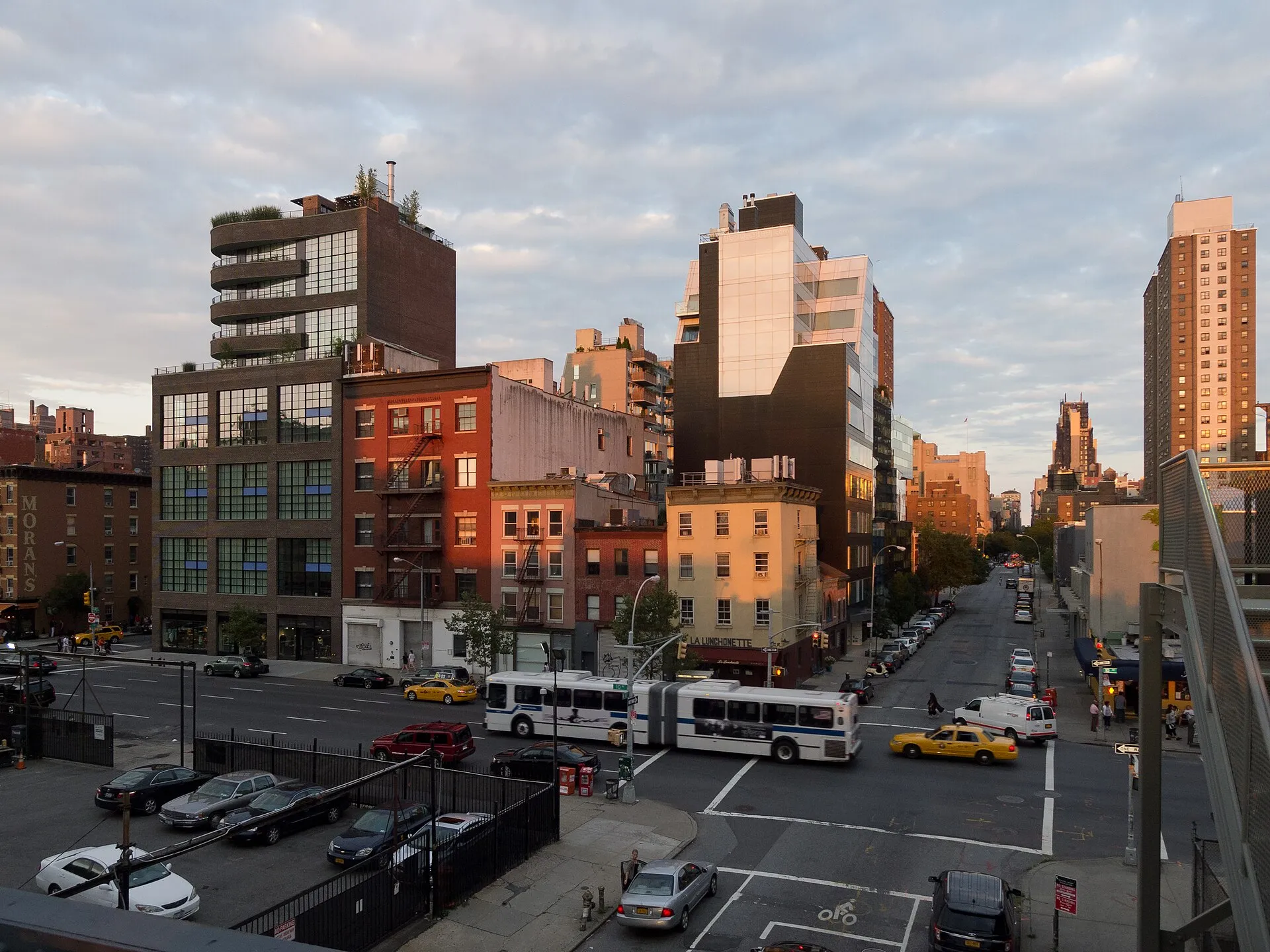 Eastern view from the High Line, Manhattan, New York City, August 2013