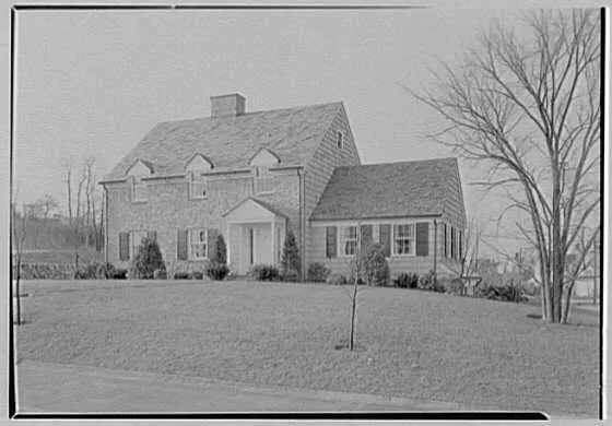 Historic photograph of the G.M. Campbell residence in Munsey Park, Long Island (Gottscho-Schleisner Collection, Library of Congress)